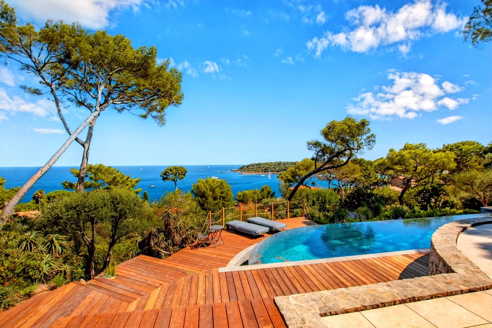 Cap d'Antibes | Sea view - Nearby Garoupe Bay and beaches