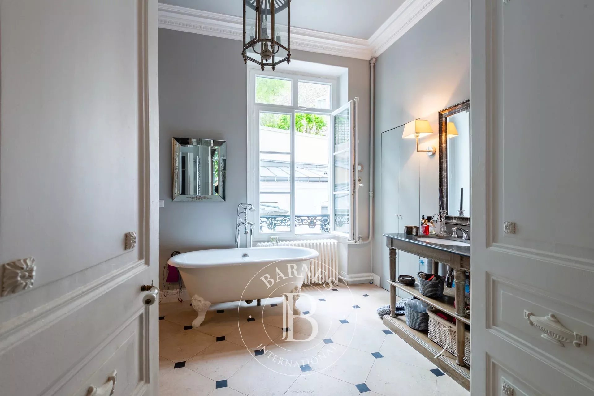 Paris 16 - Exclusive - Spontini/Foch - 3-bedroom apartment - picture 10