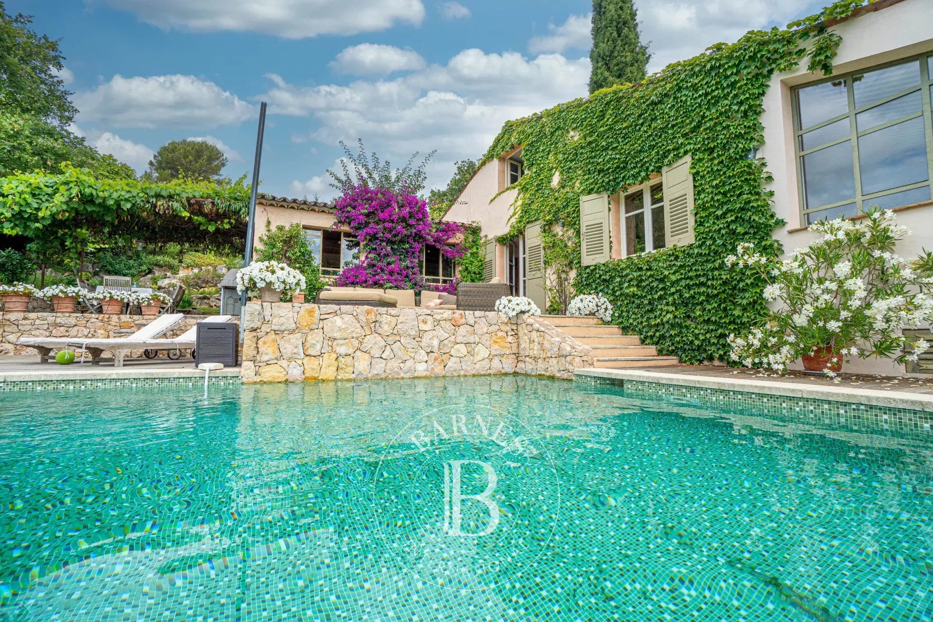 Villa Valbonne  -  ref 5806689 (picture 1)