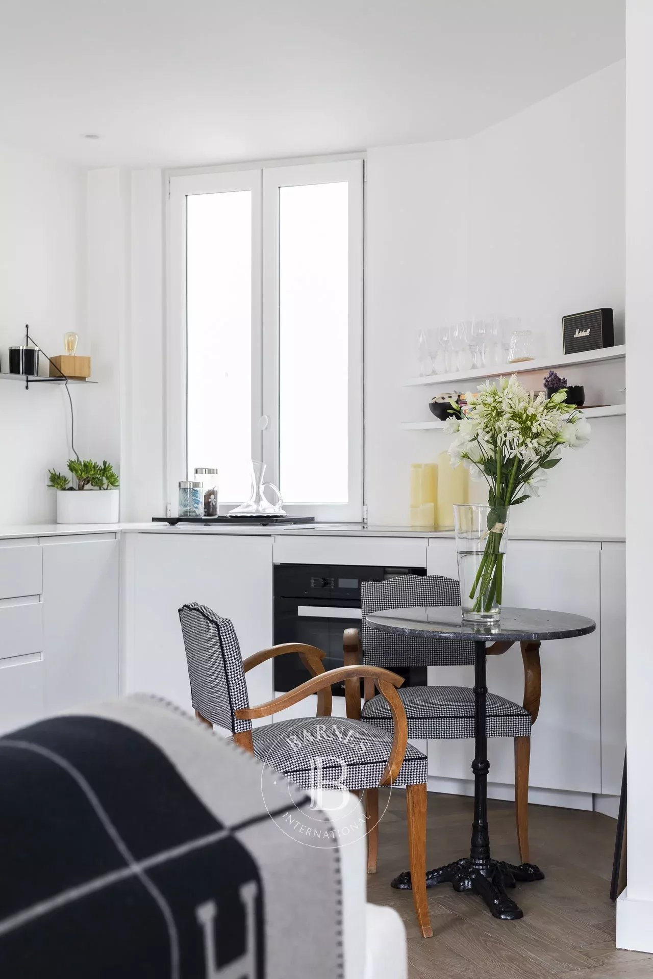 Daire Paris 3ème - picture 10