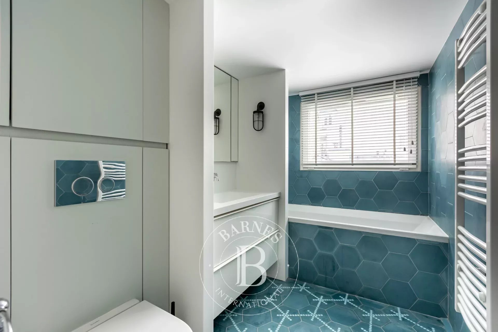 Paris  - Apartment 3 Bedrooms - picture 17