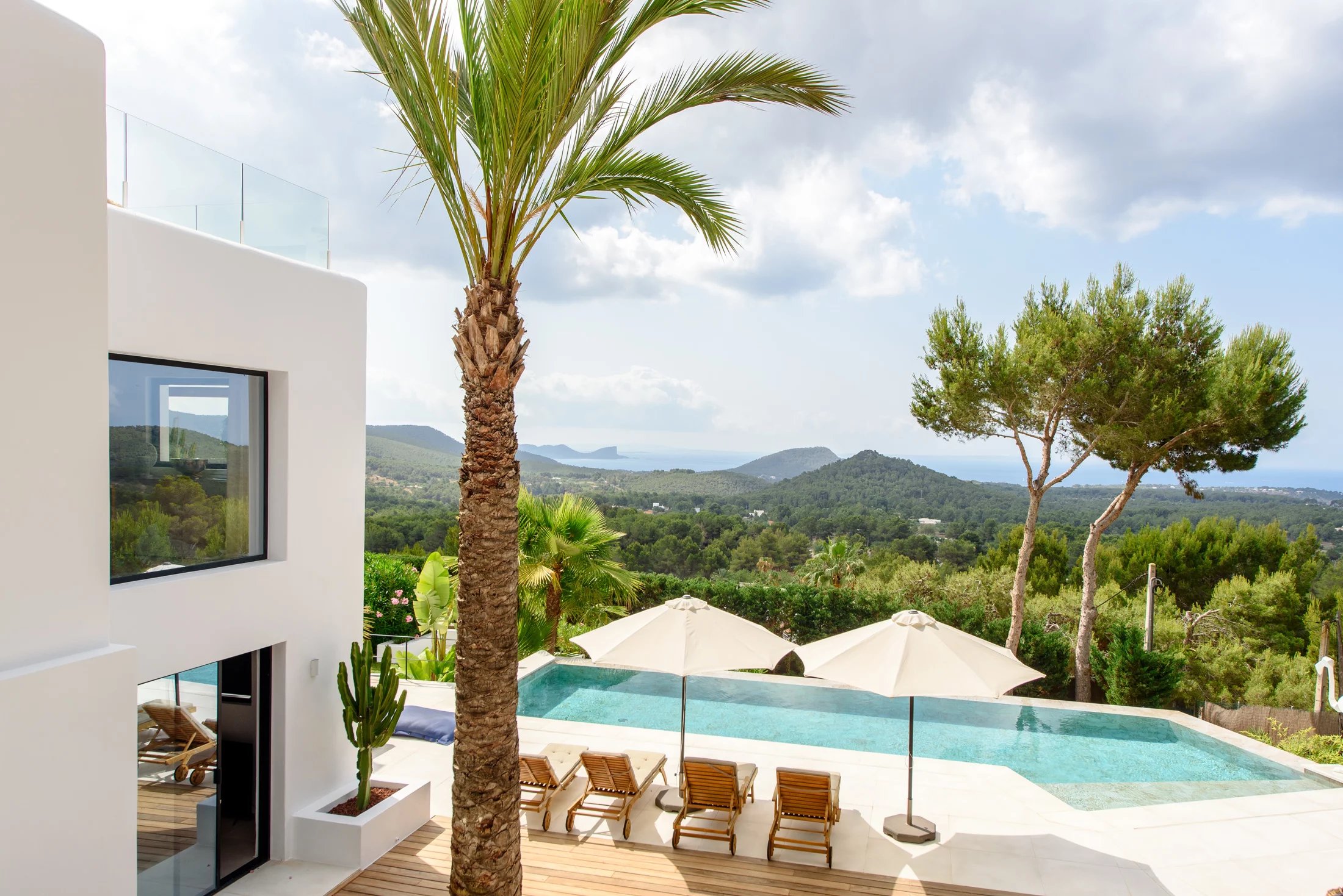 Ibiza – A modern villa