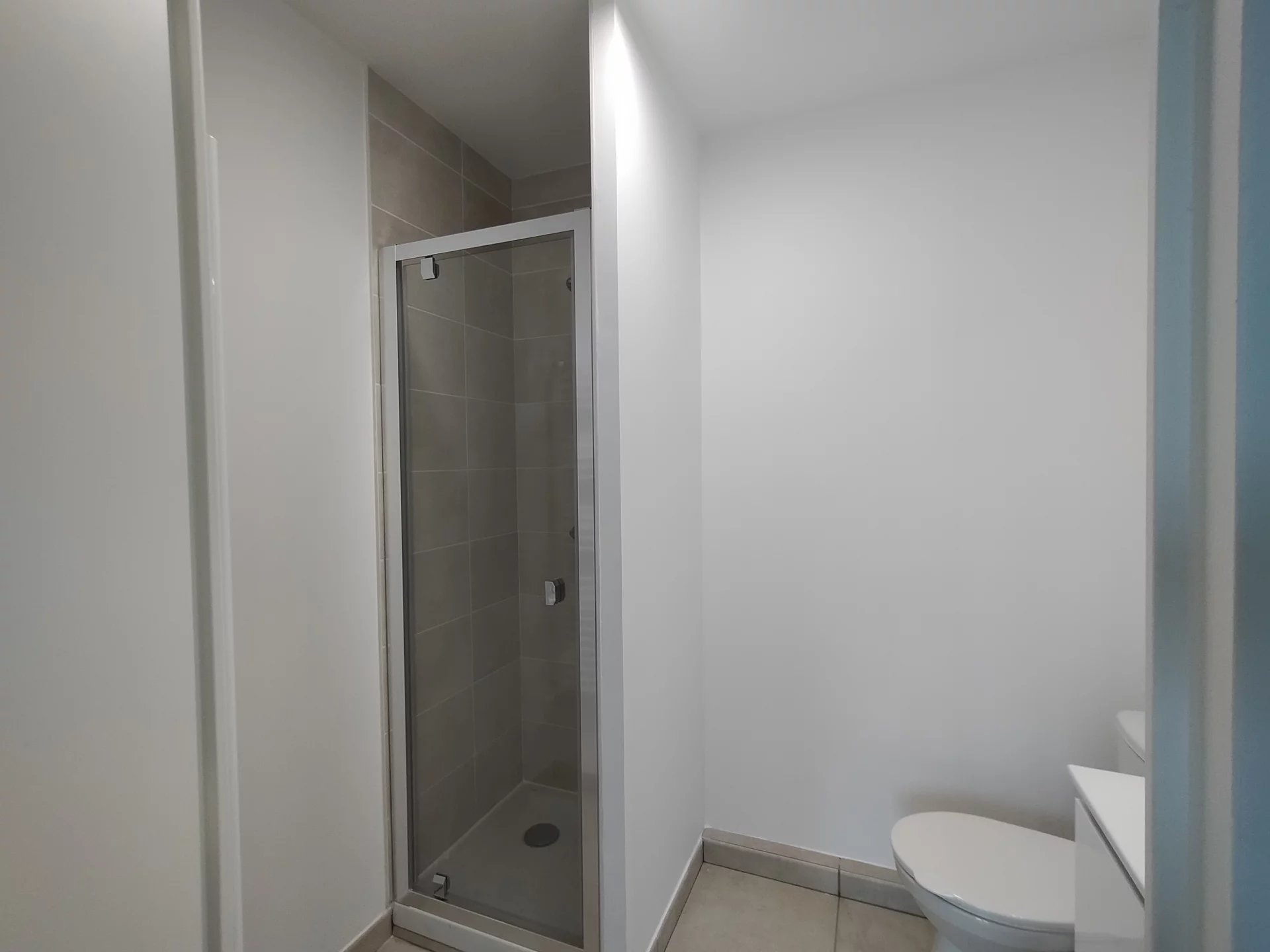 85037063 Location Lyon 8ème