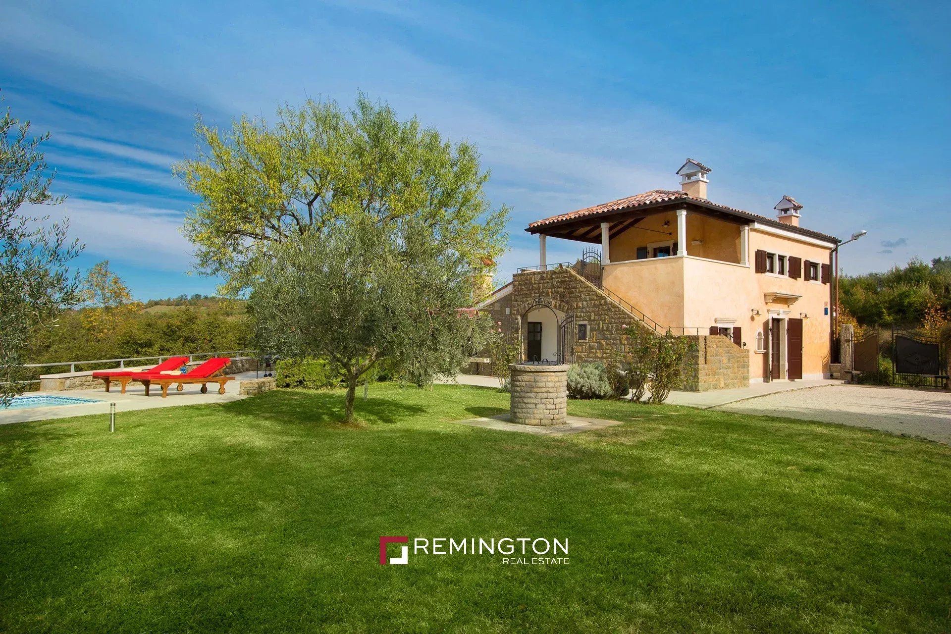2 Bedroom Villa/Townhouse's Image 6