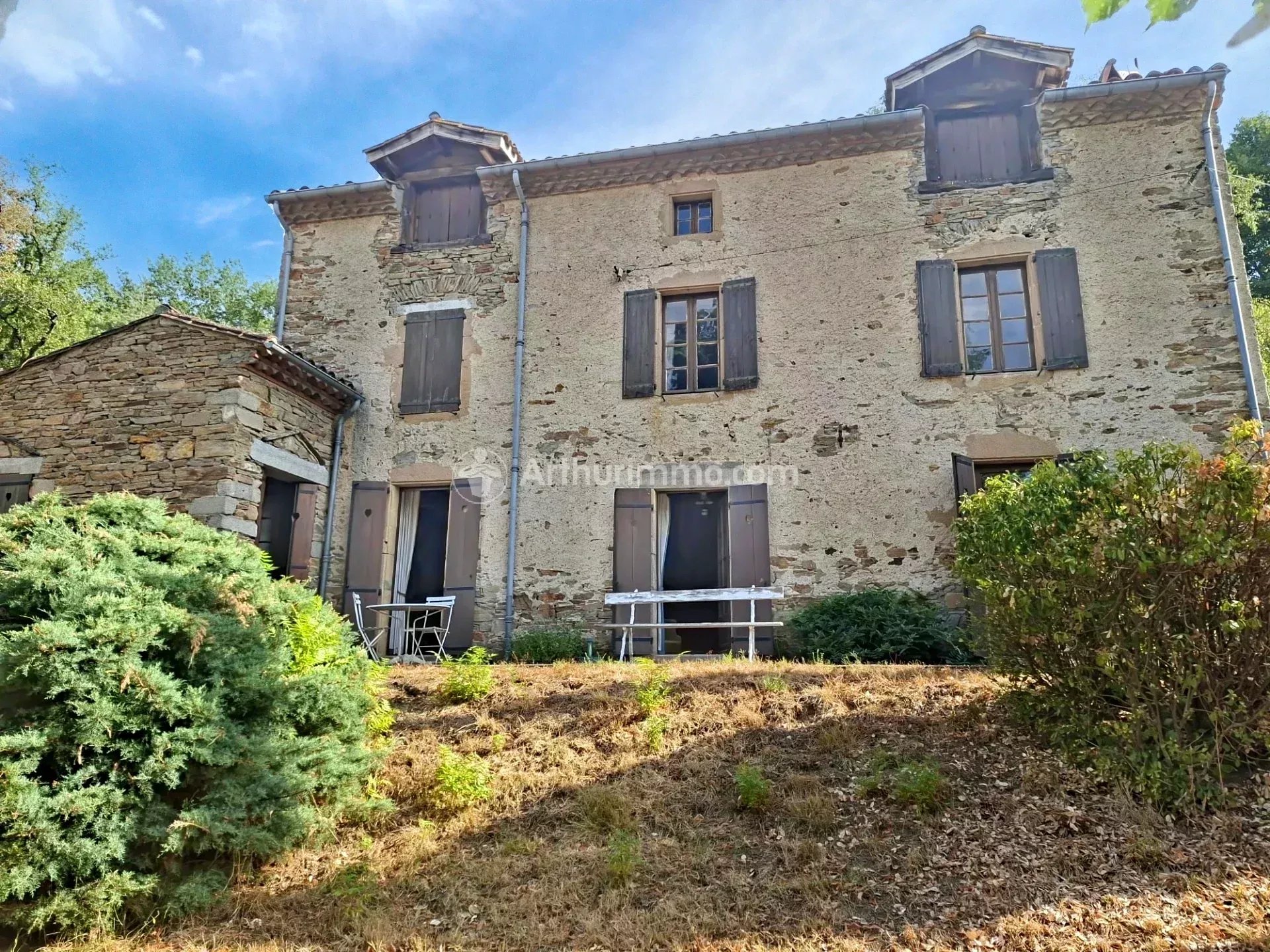 Propriété à la Montagne Noire sur 1,5 ha de terrain