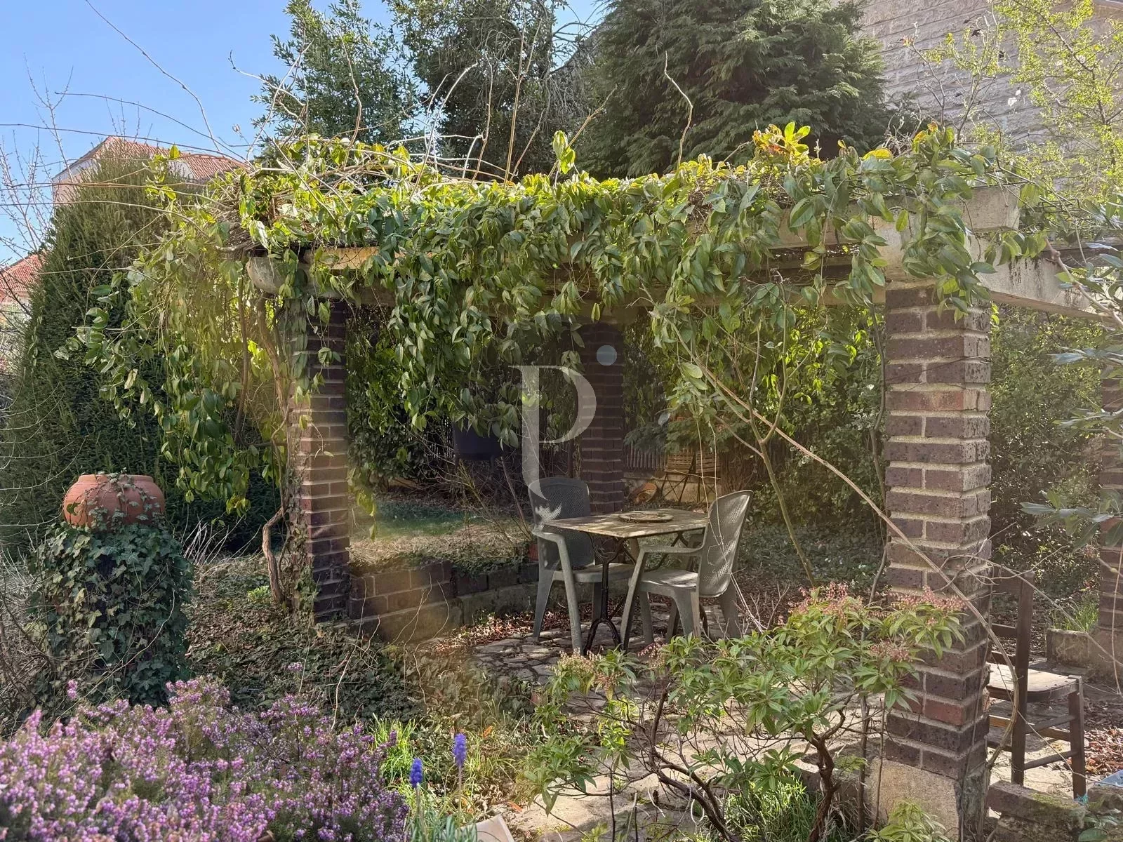 vente-maison-7-pieces-sceaux-86783723