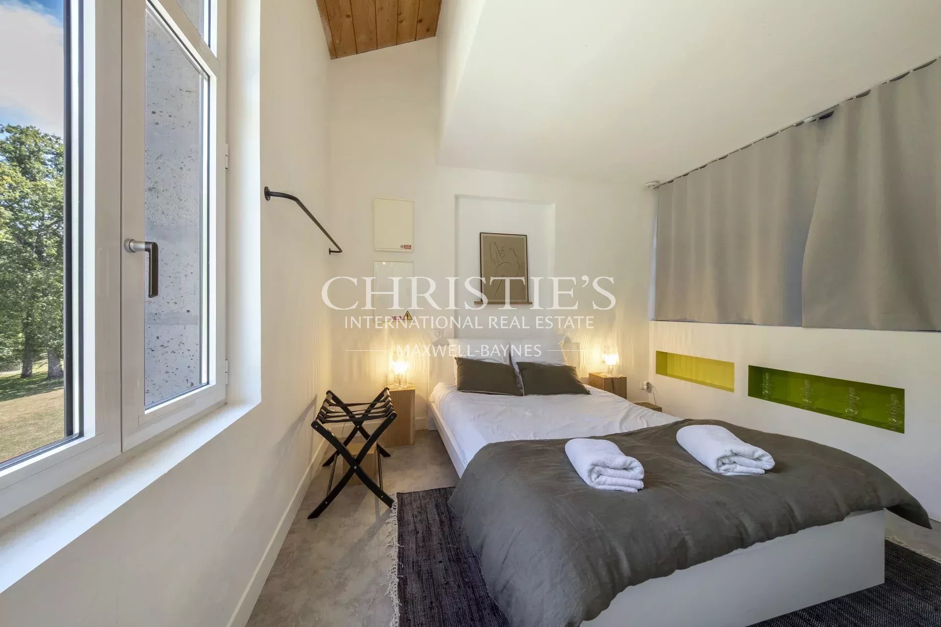 13 Bedroom Villa/Townhouse's Image 50