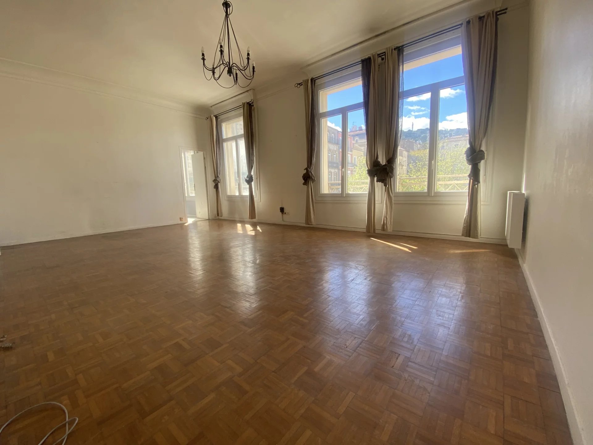 Sète - centre ville - Appartement de 5 pièces - picture 2