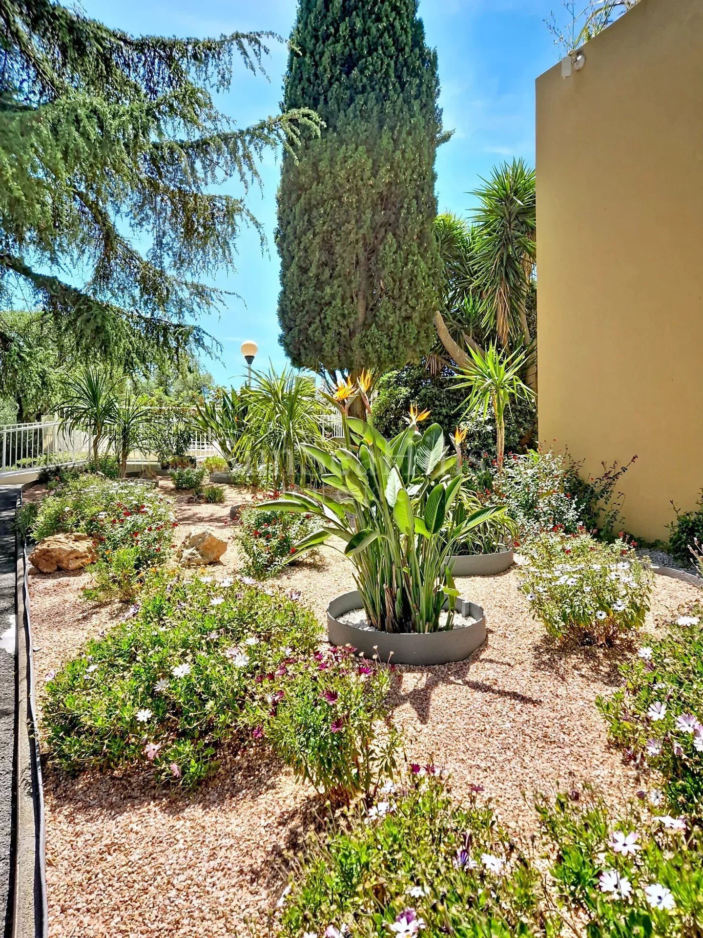 NICE WEST – ABBAYE DE ROSELAND – PANORAMIC SEA VIEW – 3-BEDROOM APARTMENT – TERRACES – HIGH FLOOR