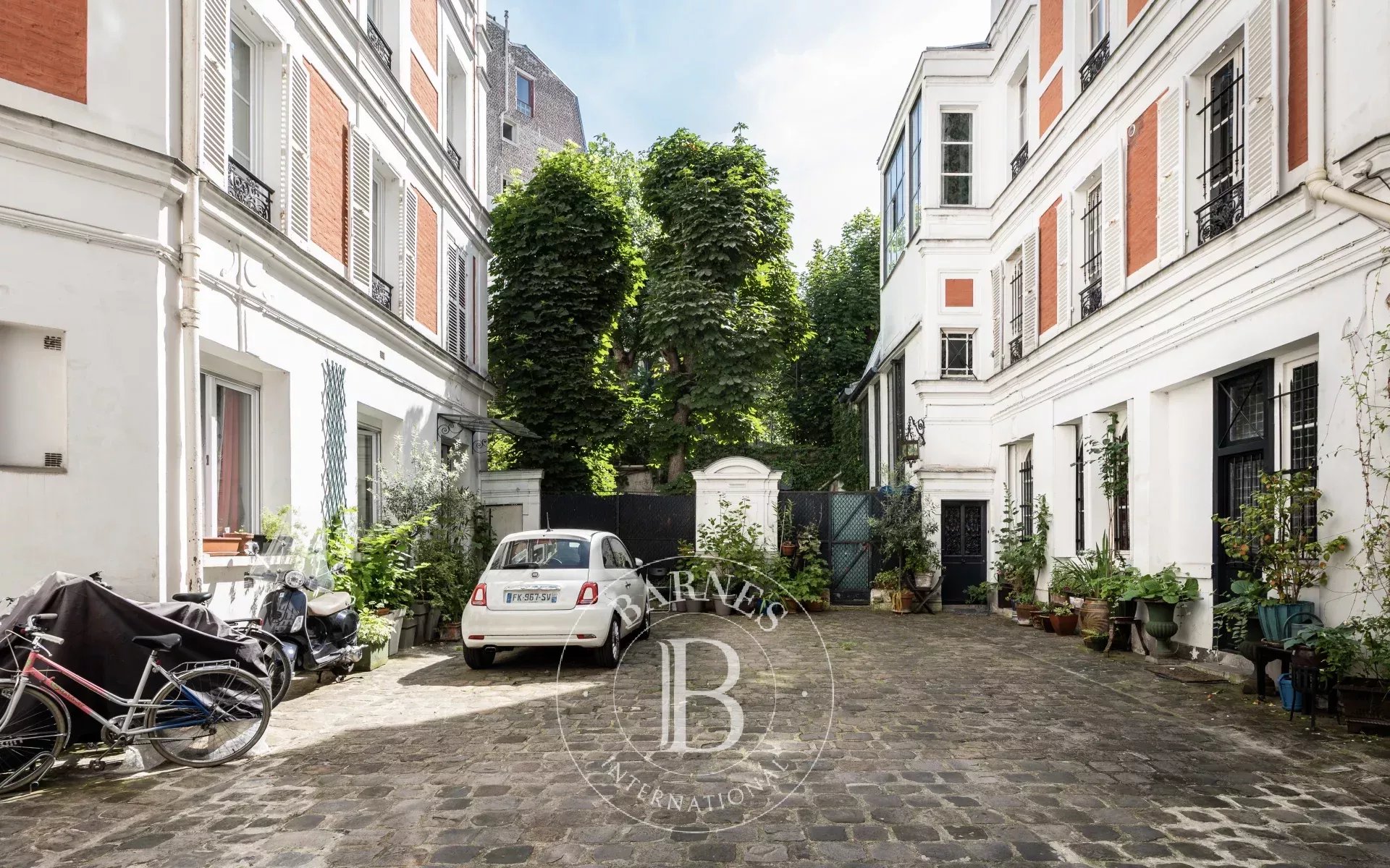 Daire Paris 9ème - picture 17