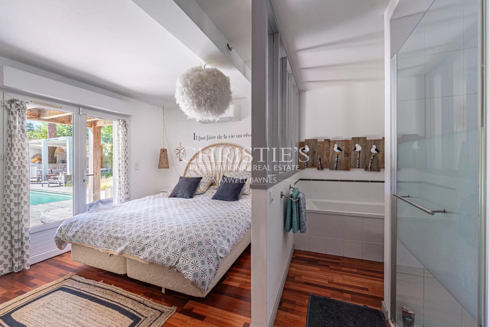 5 Bedroom Villa/Townhouse's Image 9
