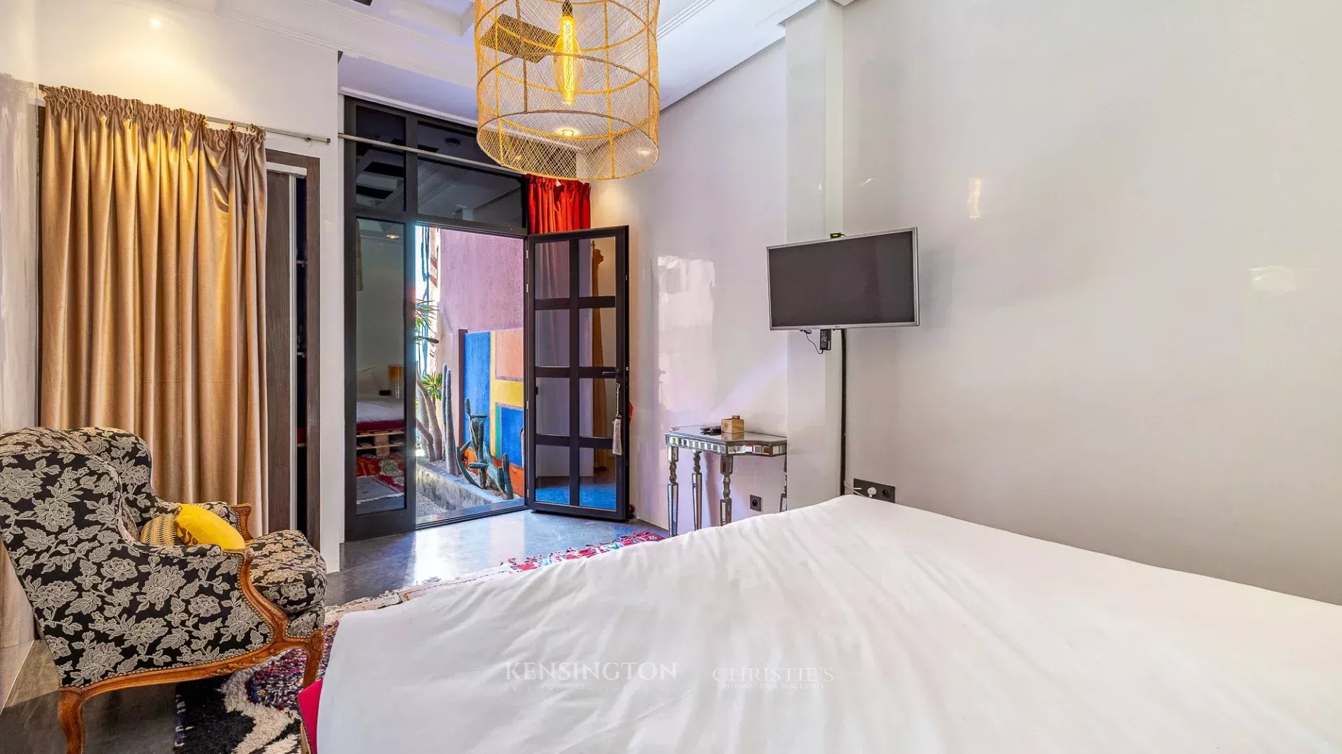 6 Bedroom Villa/Townhouse's Image 29