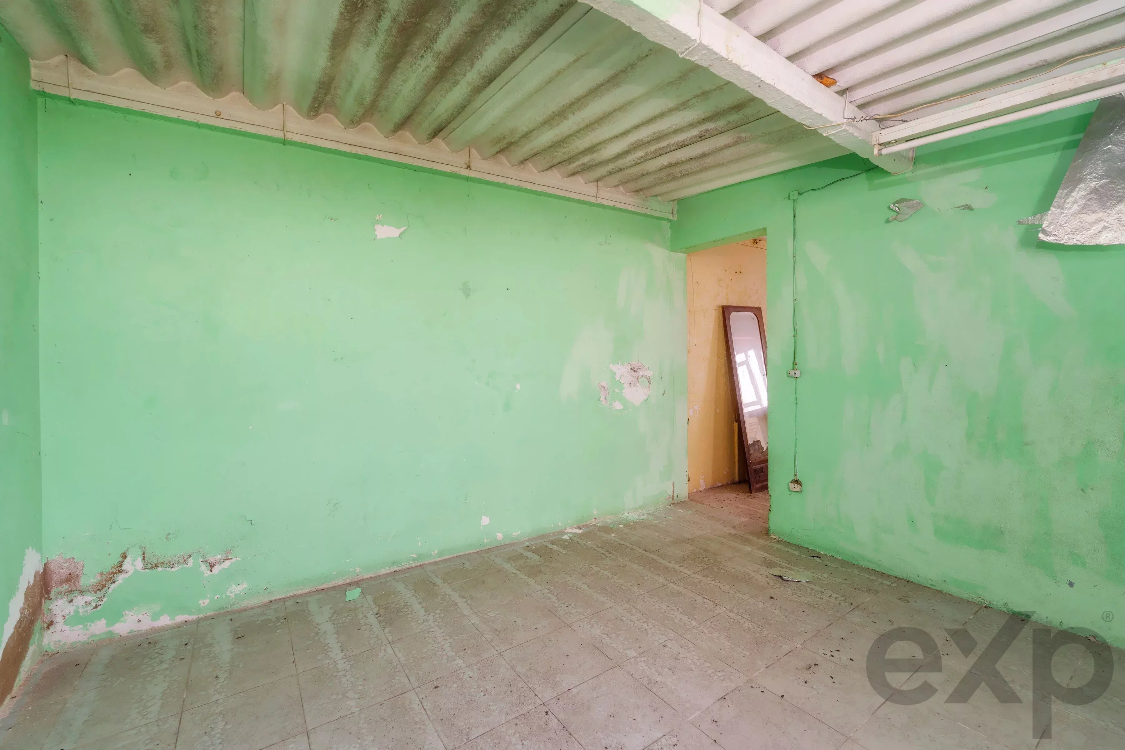 House in the centre of Olhão with approved plans. 87005464 image 28