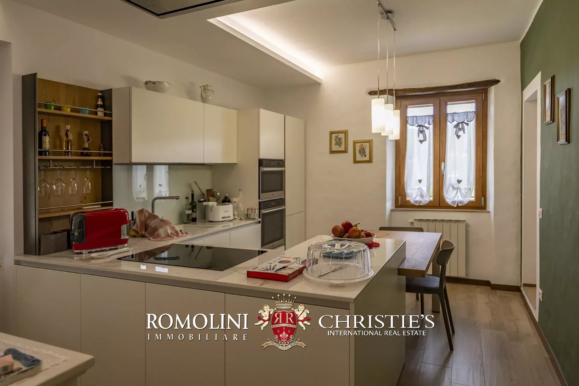 3 Bedroom Villa/Townhouse's Image 40
