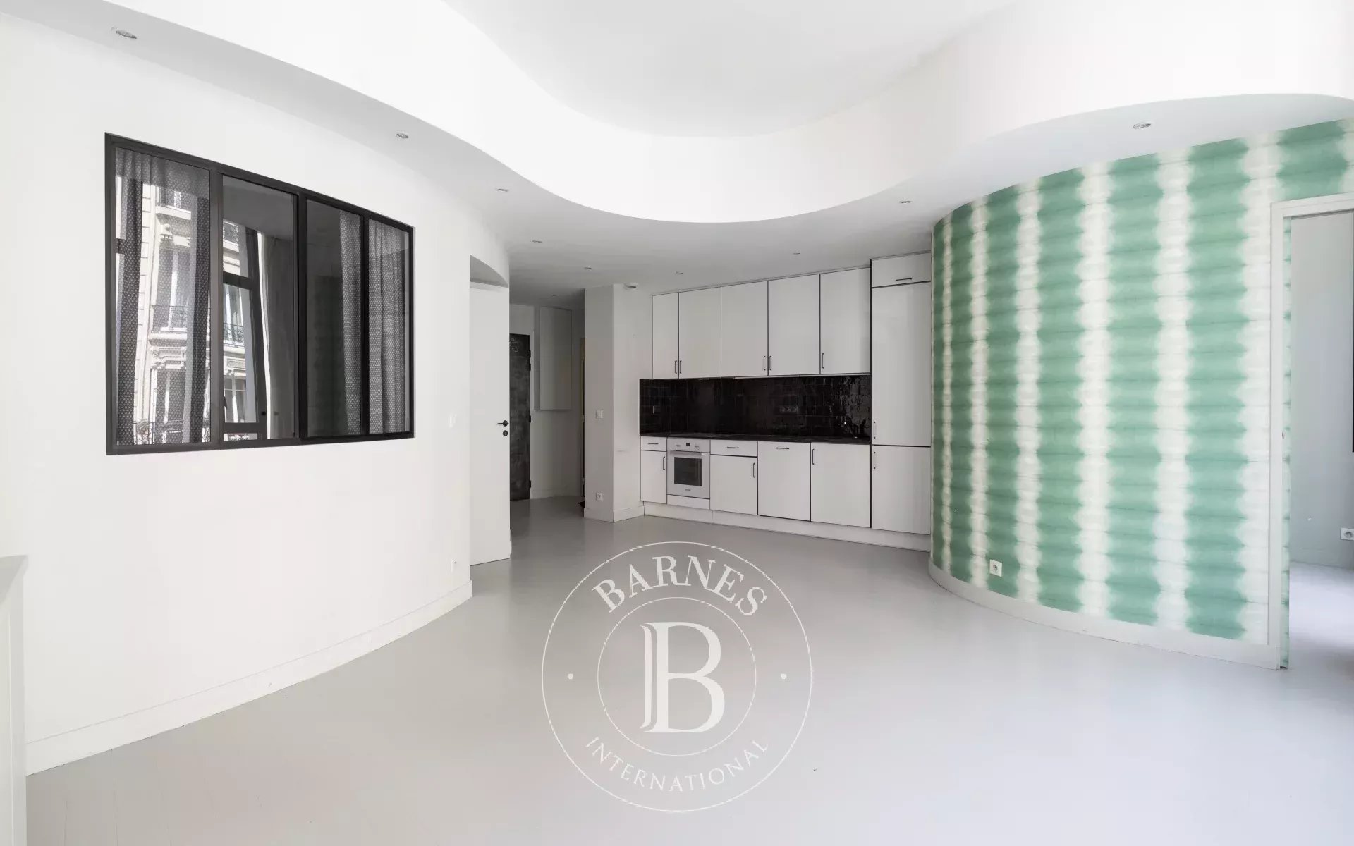 Daire Paris 18ème - picture 12