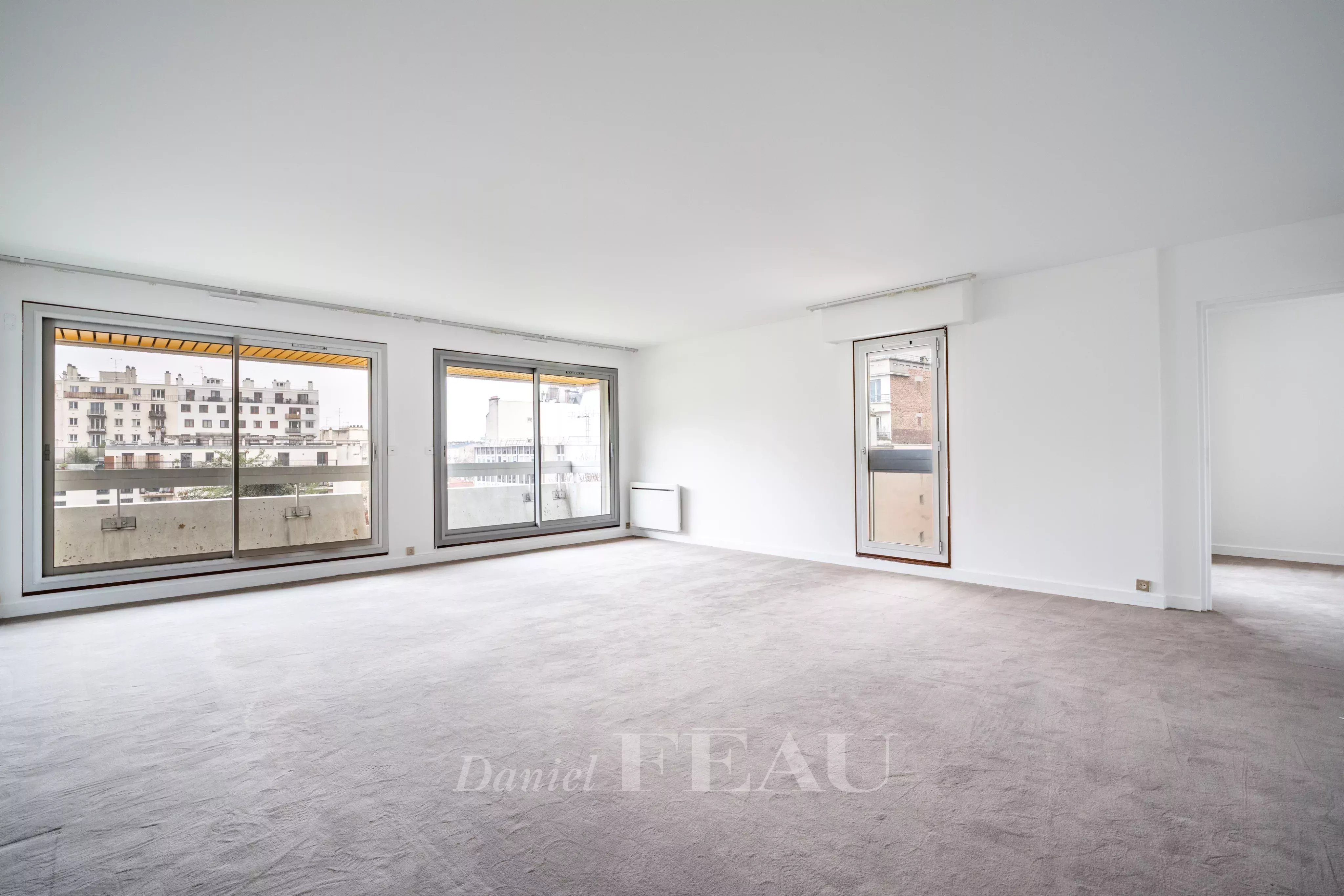 Boulogne  - A bright and peaceful 3/4 bed apartment
