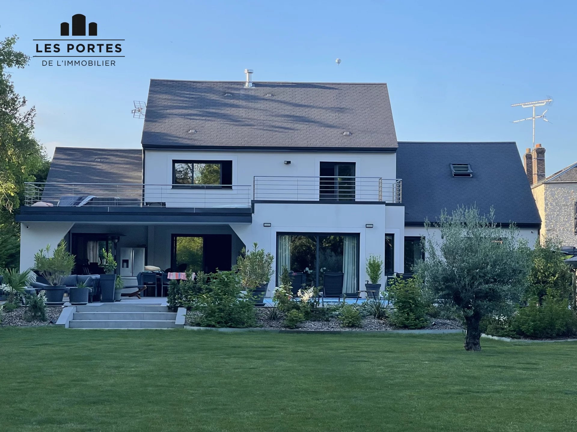 Agence immobilière de 