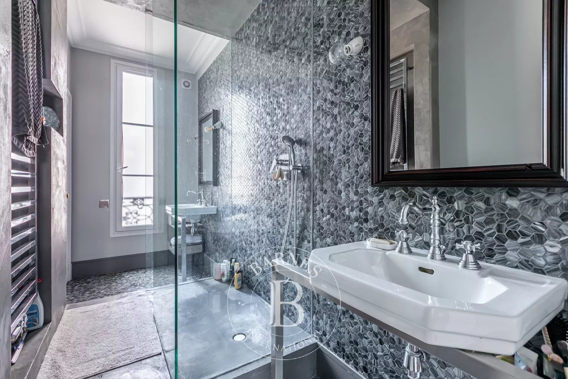 Daire Paris 8ème - picture 7