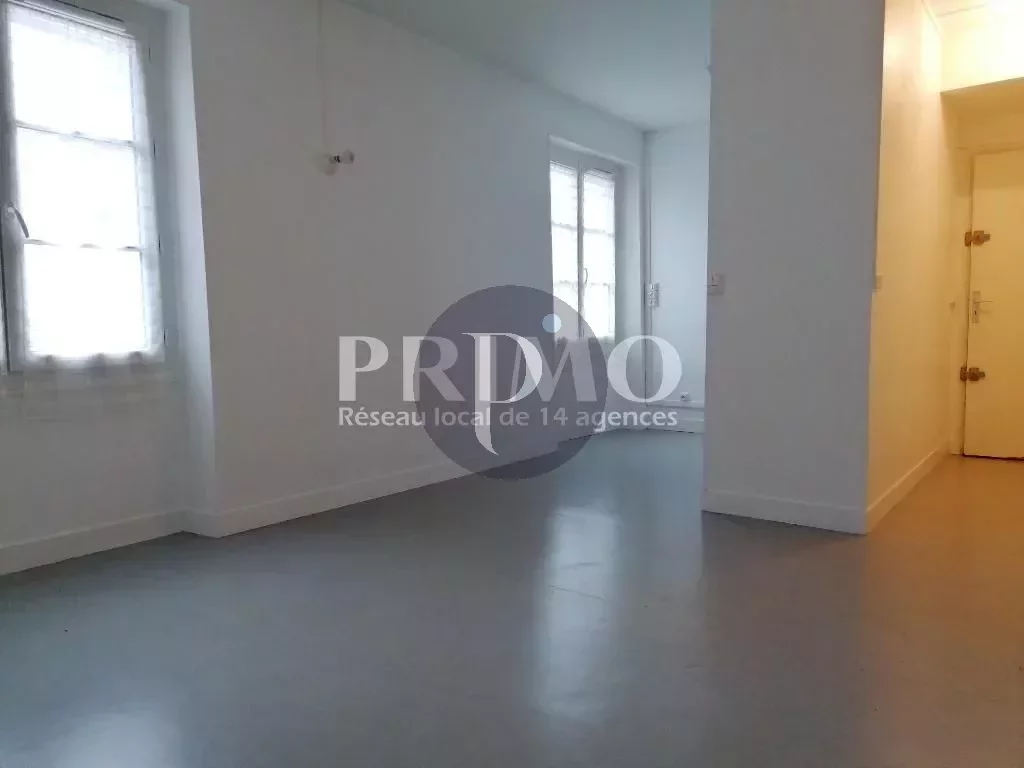 location-appartement-2-pieces-verrieres-le-buisson-83870422
