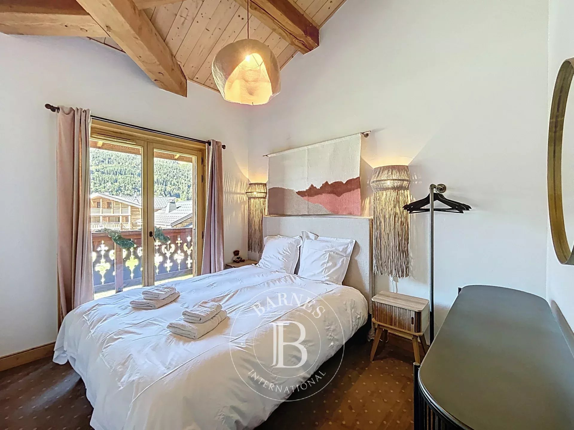 Photo of Les Gets – Ski-in/Ski-out property with 3 units