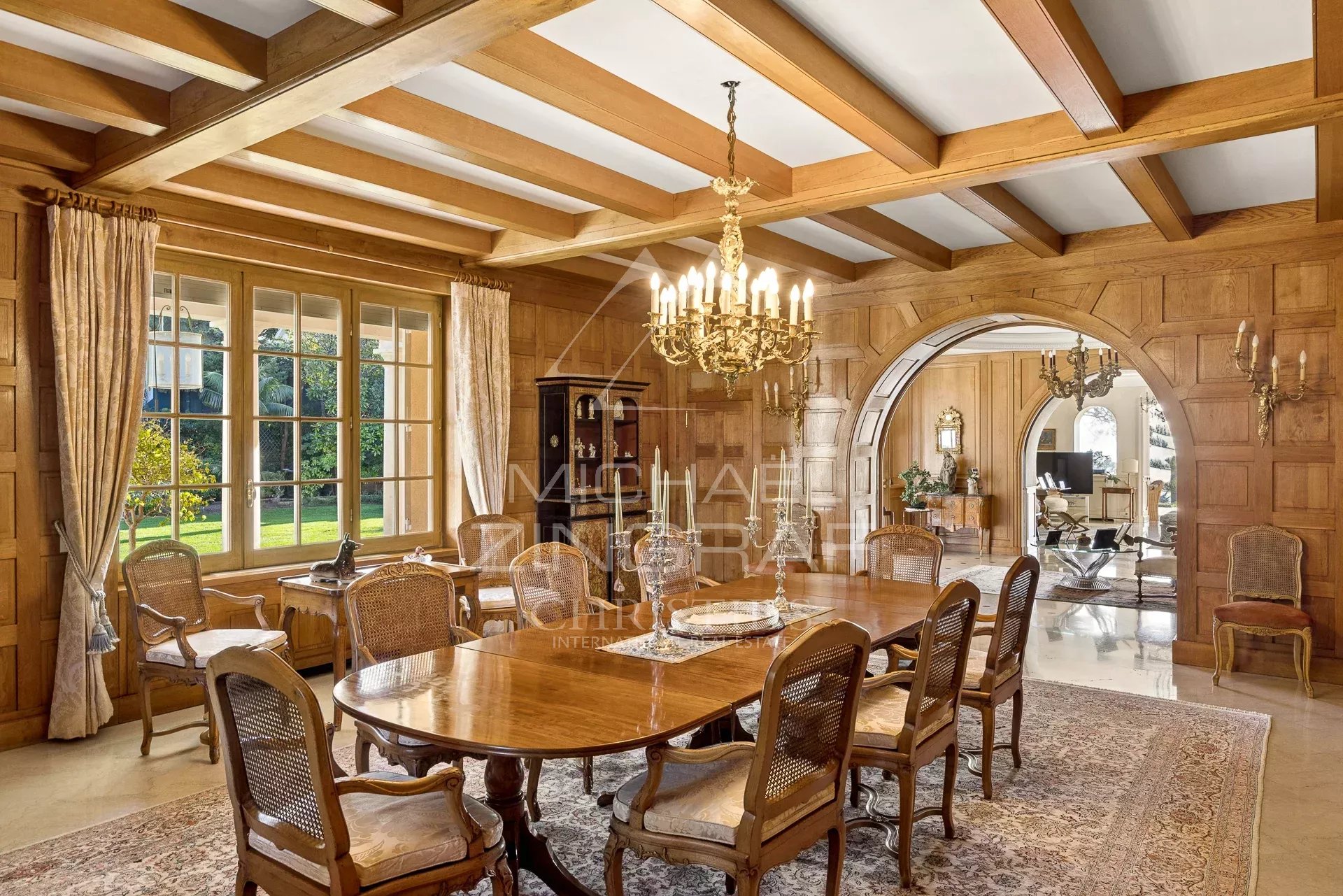 6 Bedroom Villa/Townhouse's Image 10