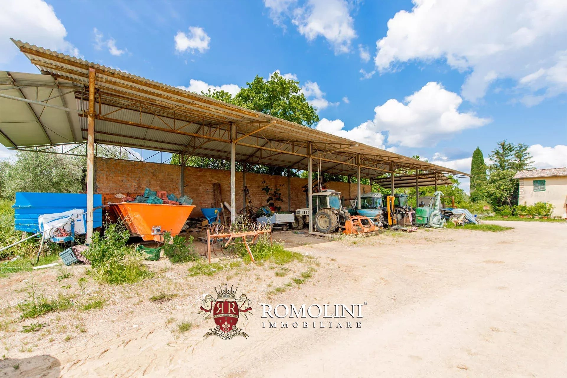 4 Bedroom Vineyard's Image 7