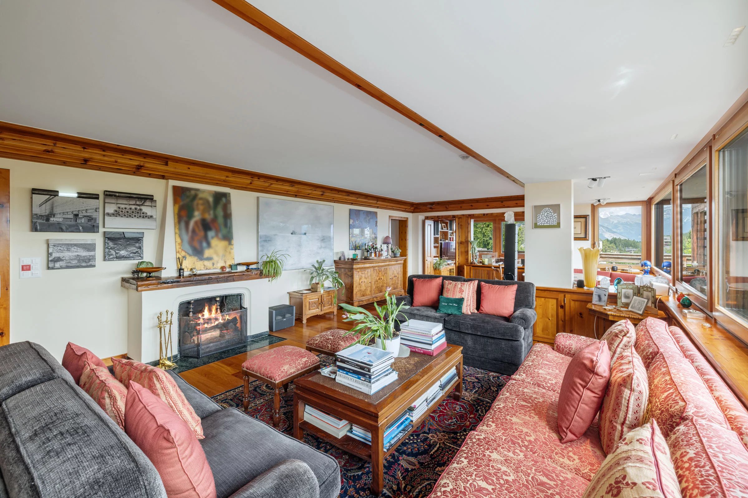 Splendide chalet dominant Crans-Montana