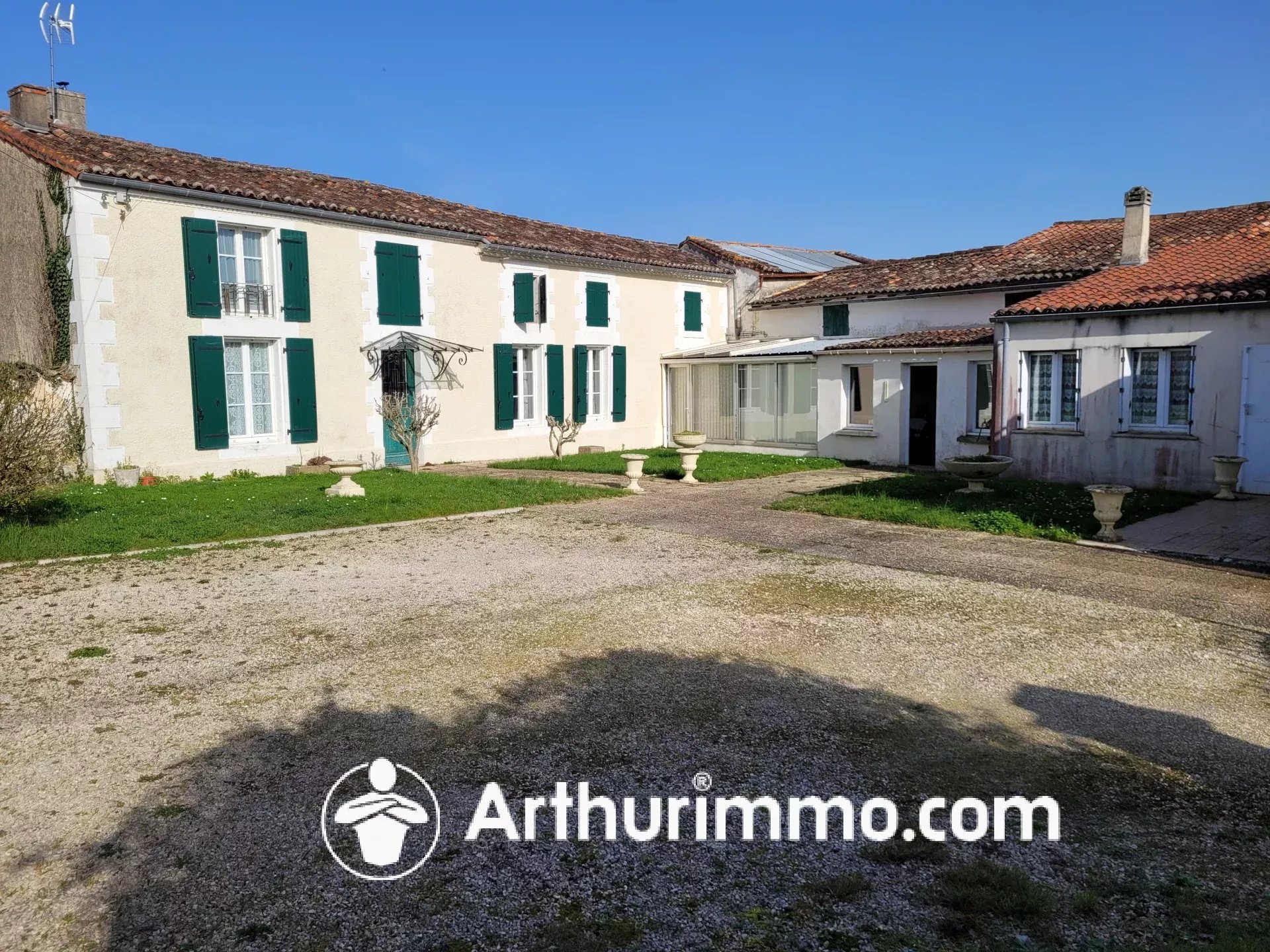 Agence immobilière de EURL MATHA-IMMO