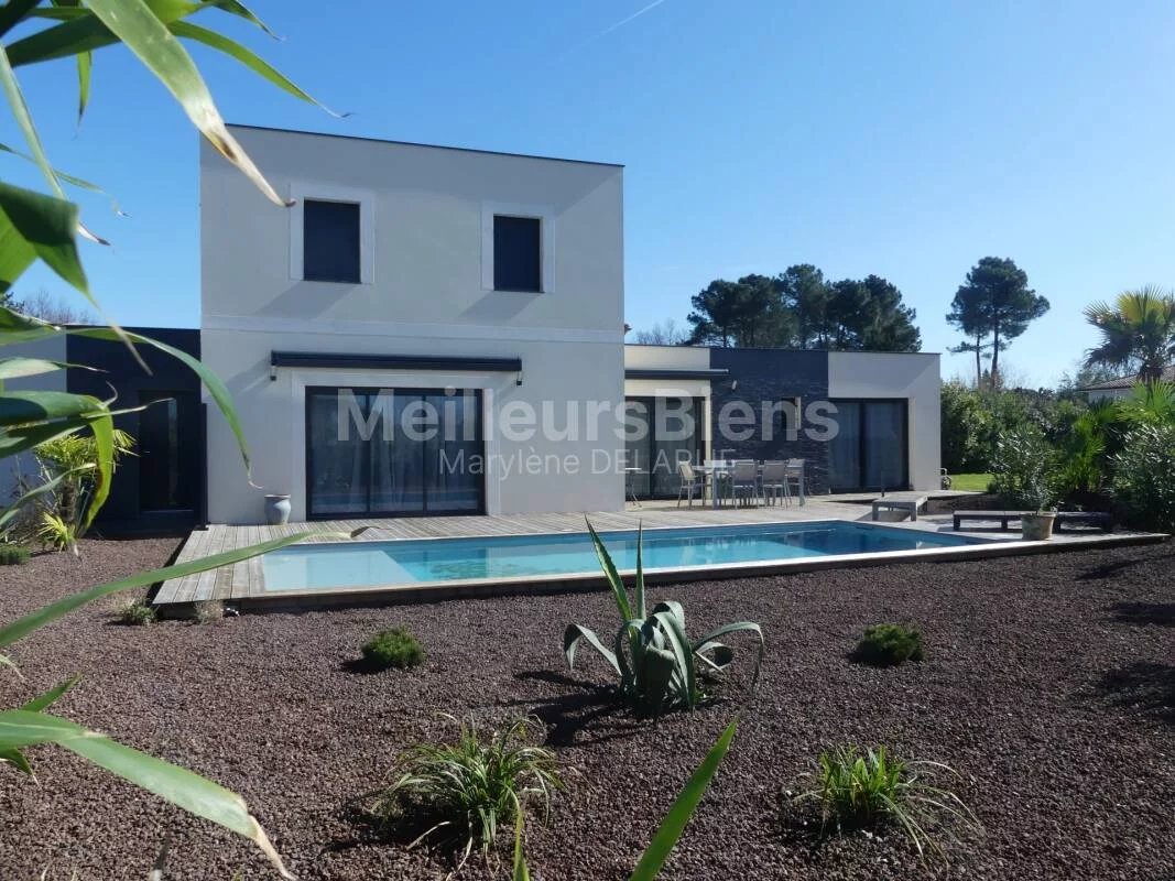 Très belle maison moderne avec vue dégagée - La Brède