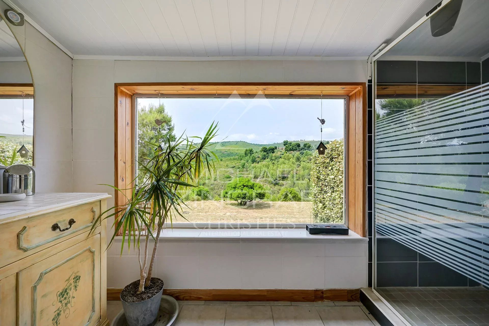 4 Bedroom Villa/Townhouse's Image 11