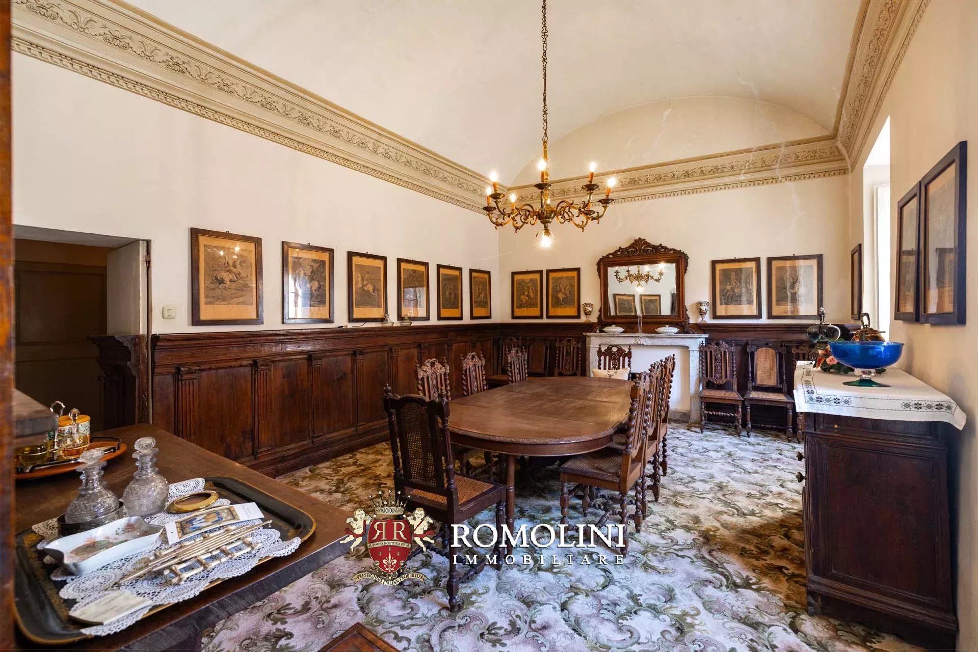 70 Bedroom Chateau's Image 33