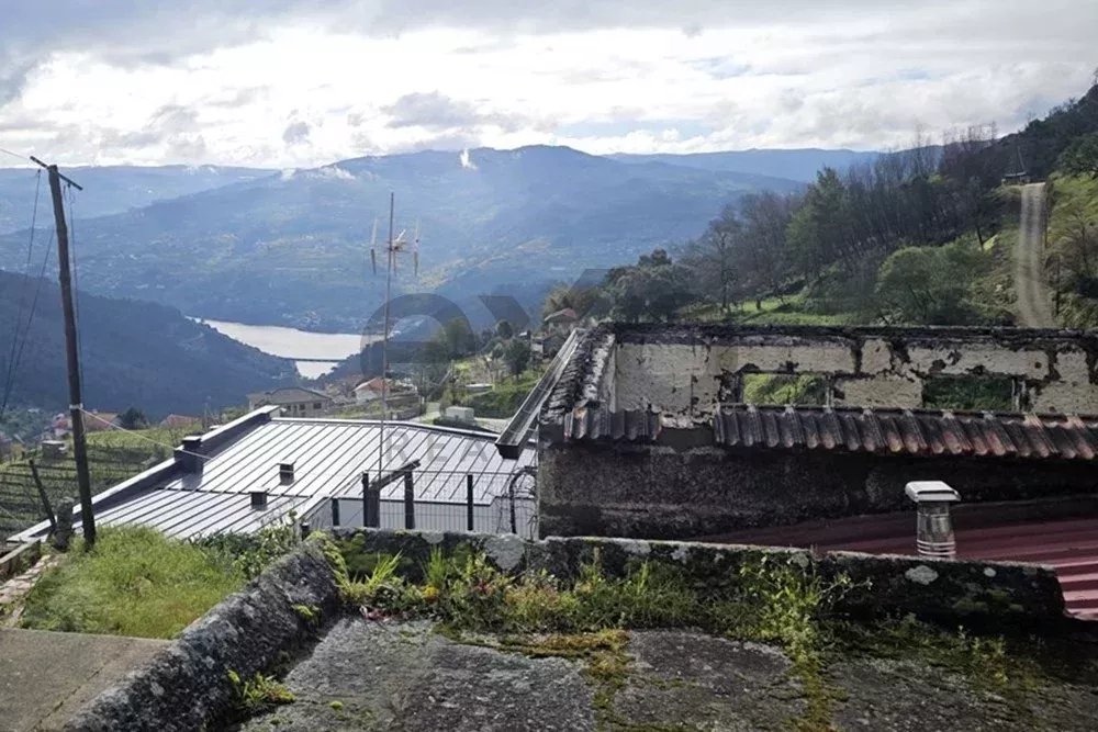 MORADIA T2/T3 | VISTAS PARANORÂMICAS SOBRE O RIO DOURO