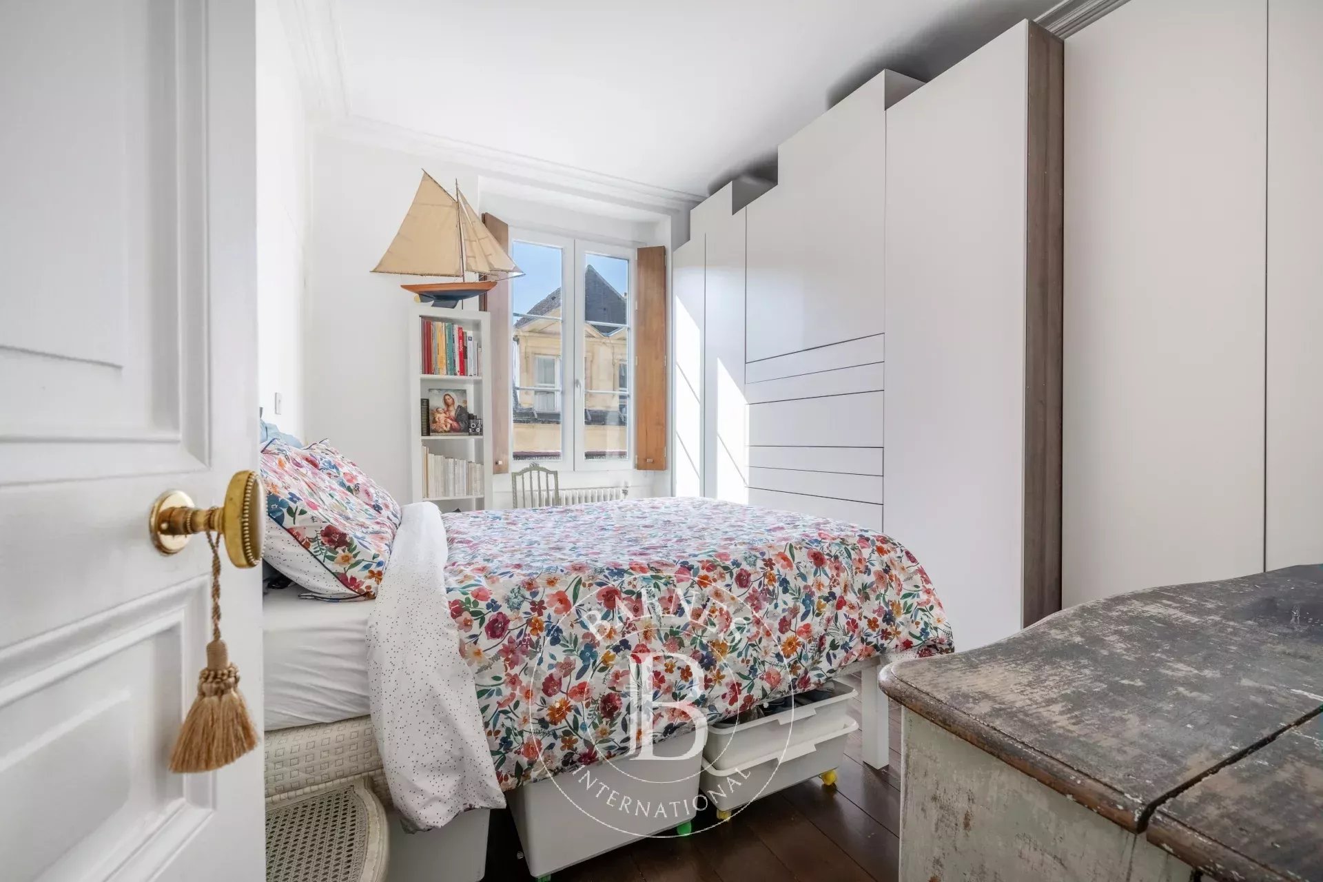 Daire Paris 3ème - picture 5