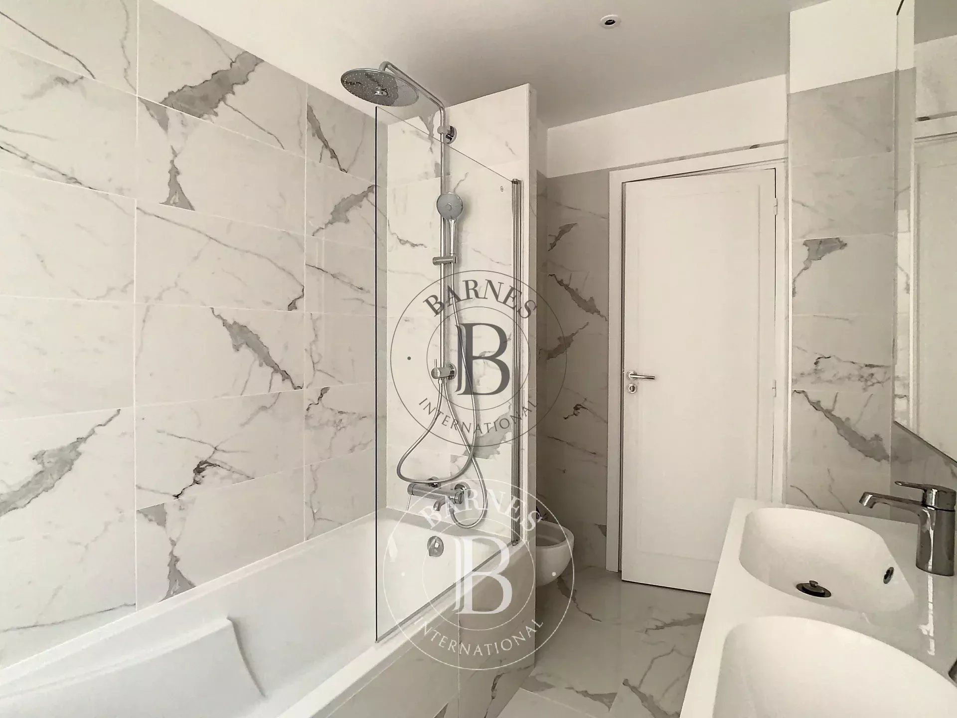 Daire Paris 8ème - picture 9