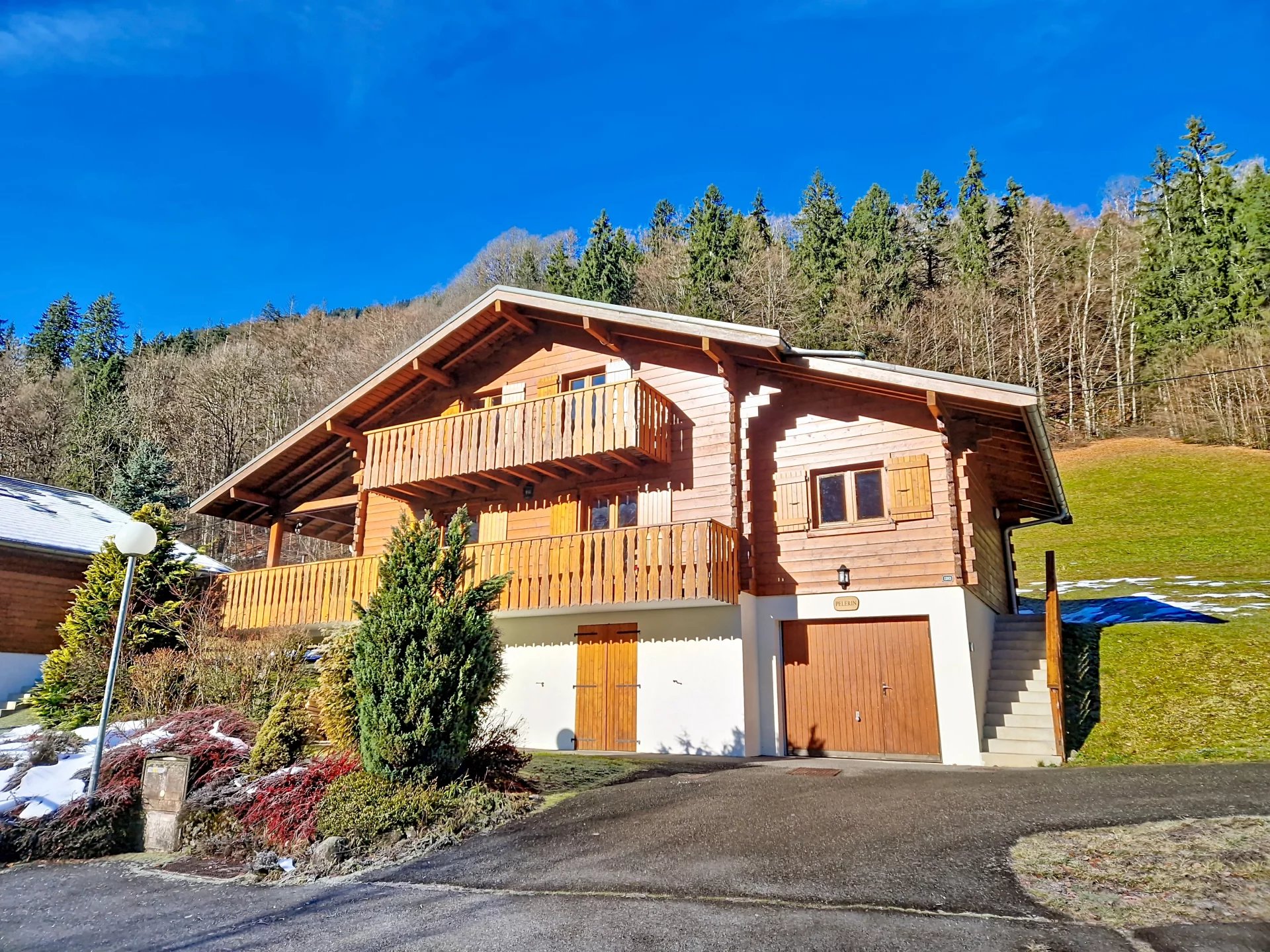 CHALET, 8 PIECES, ABONDANCE, VUE DEGAGEE