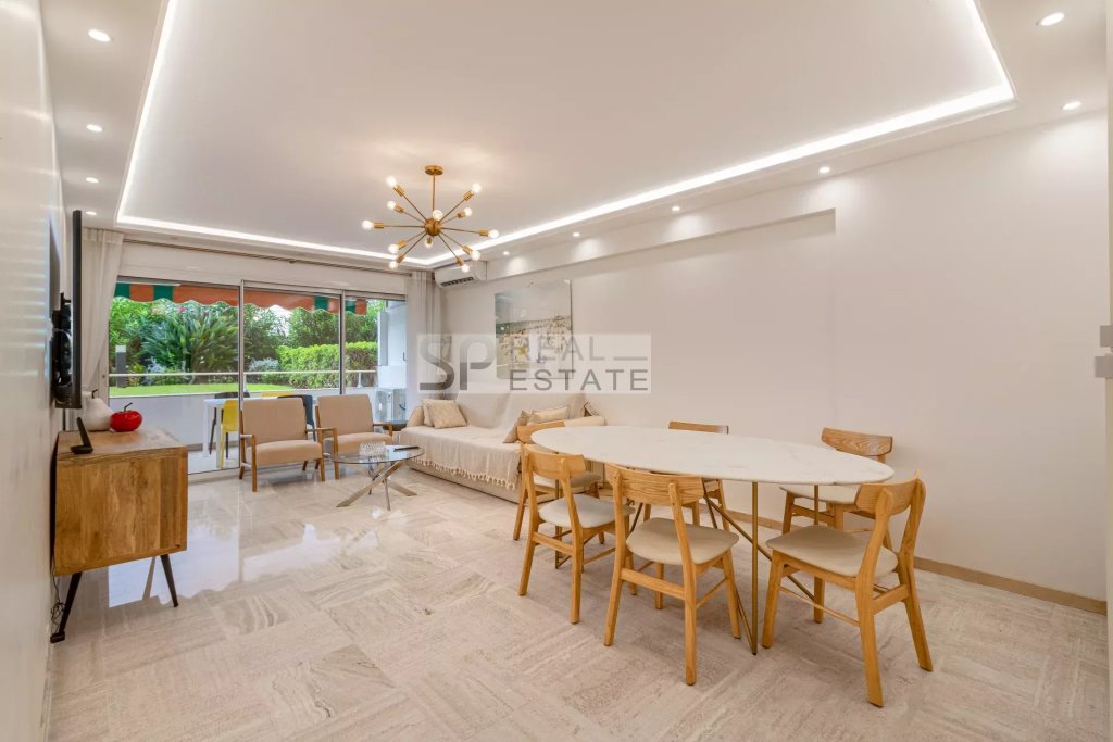 Apartment for sale in Cannes — 3P I LOWER CALIFORNIA I TWO MINUTES FROM THE CROISETTE