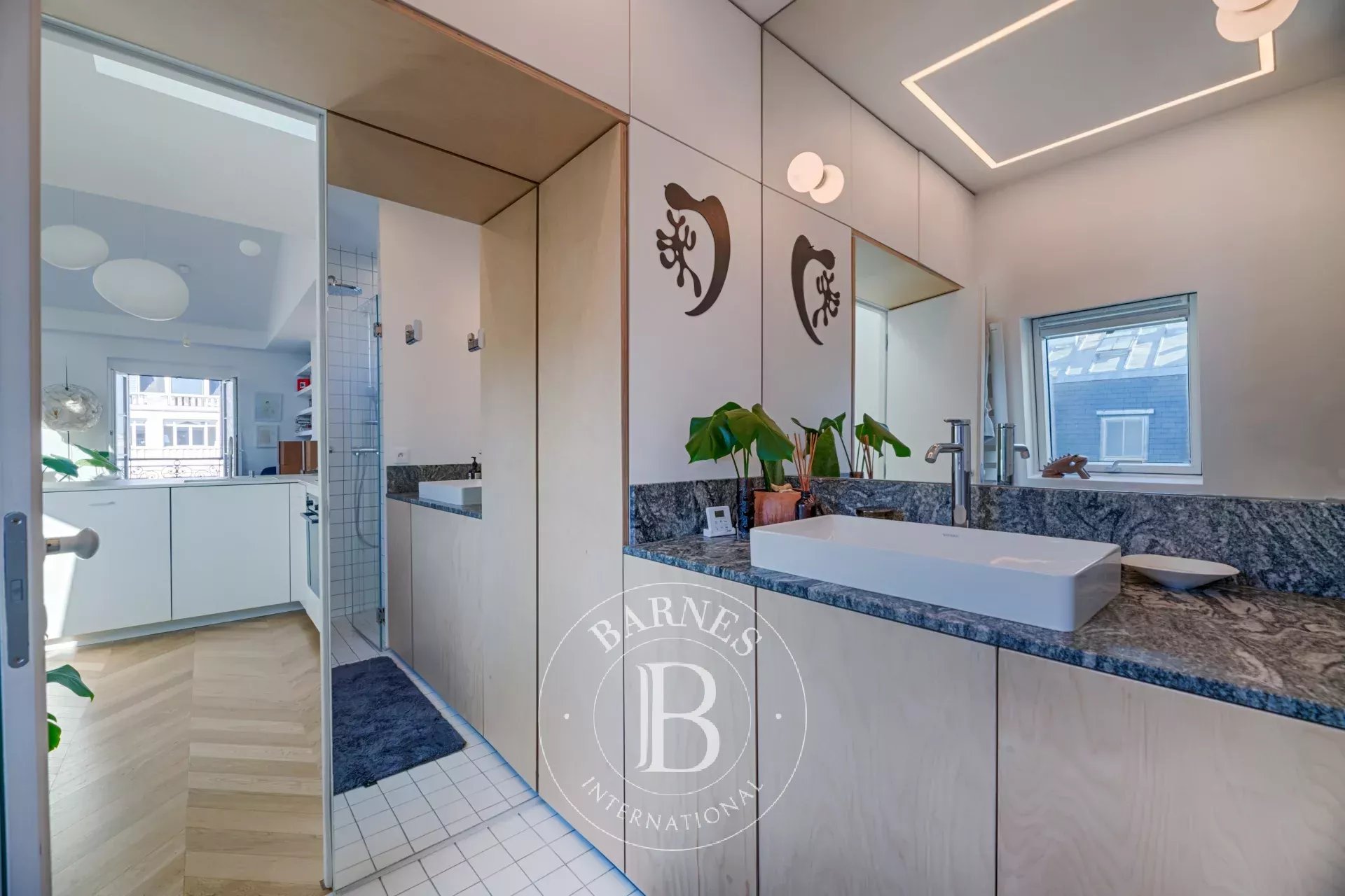 Daire Paris 3ème - picture 17