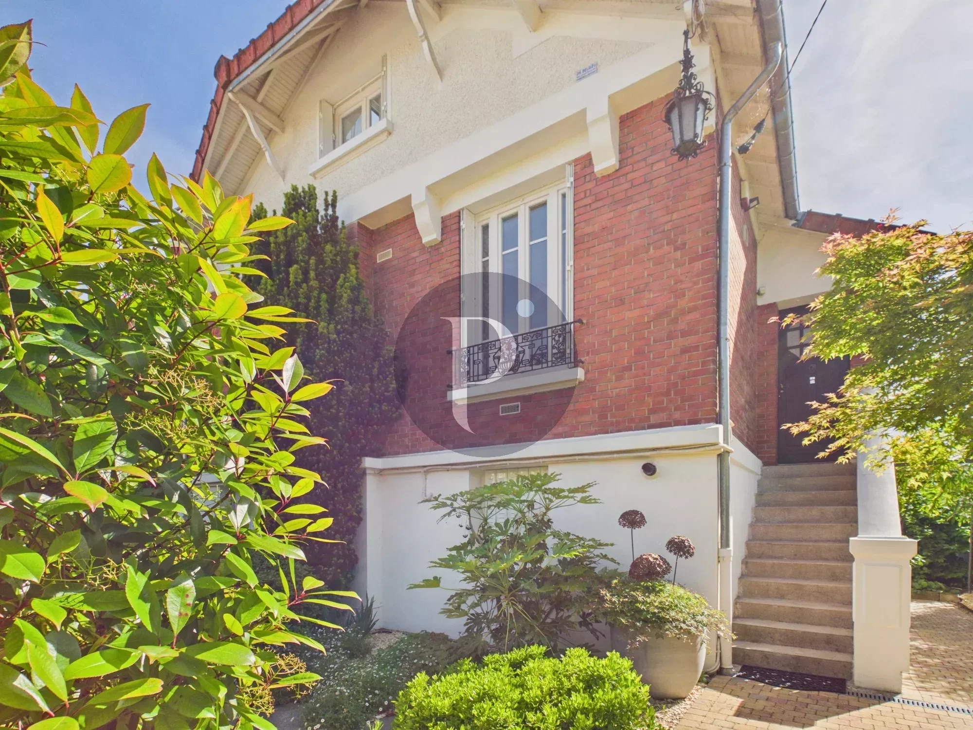 vente-maison-8-pieces-verrieres-le-buisson-86964081
