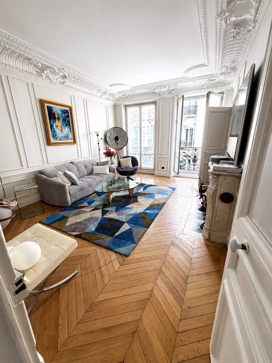 APPARTEMENT RARE - QUARTIER MONTAIGNE - 75008 PARIS - Image 1