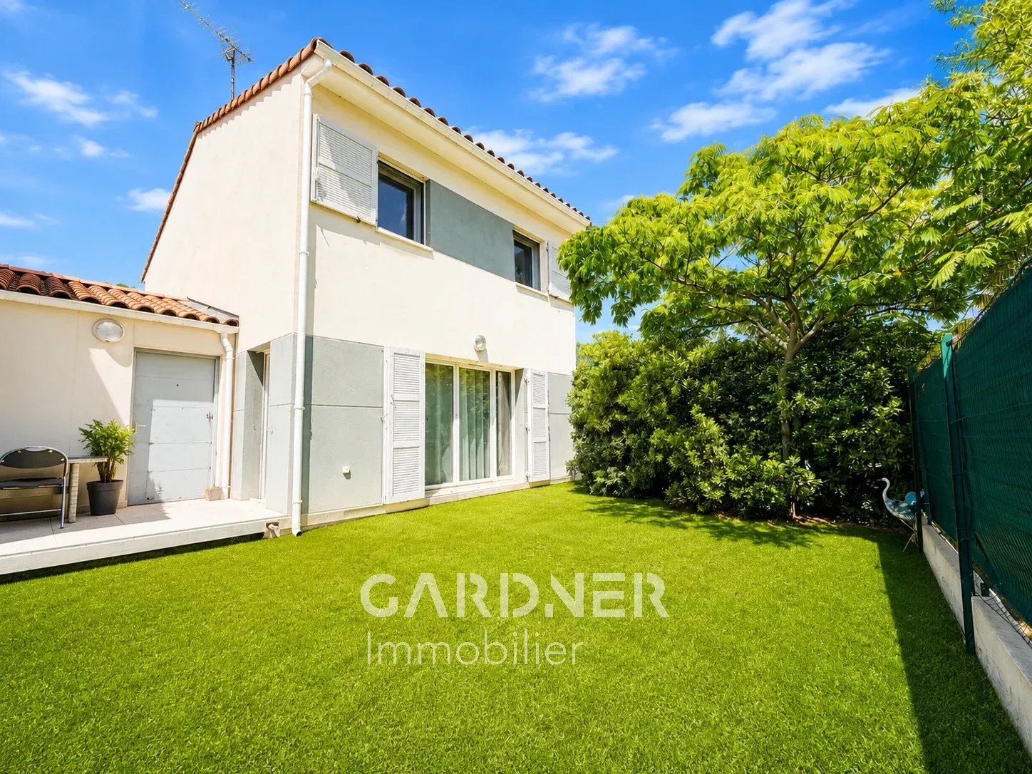 Agence immobilière de 