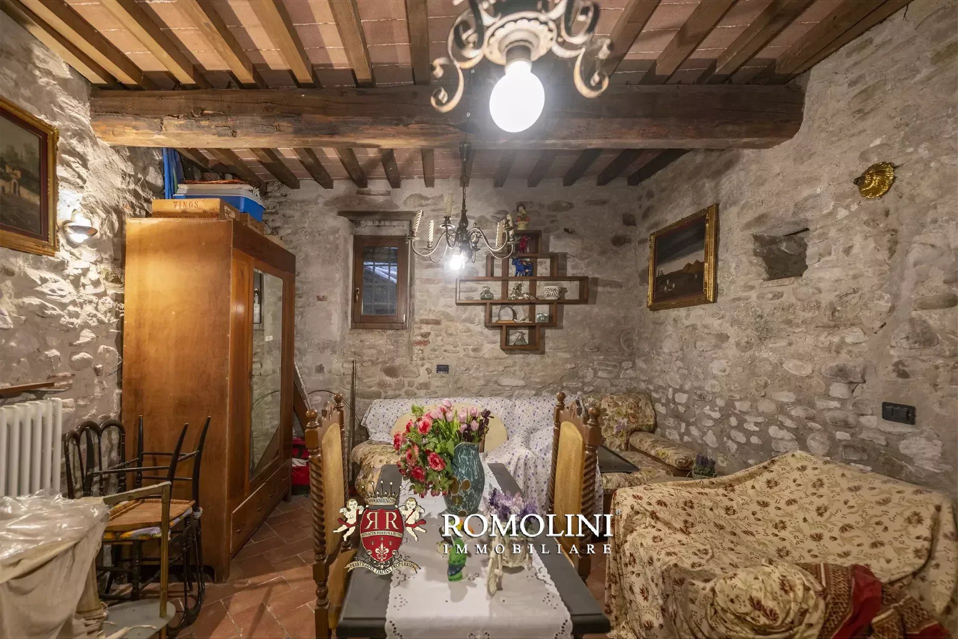 CIELOTERRA RISTRUTTURATO IN VENDITA NEL CENTRO STORICO DI SANSEPOLCRO
