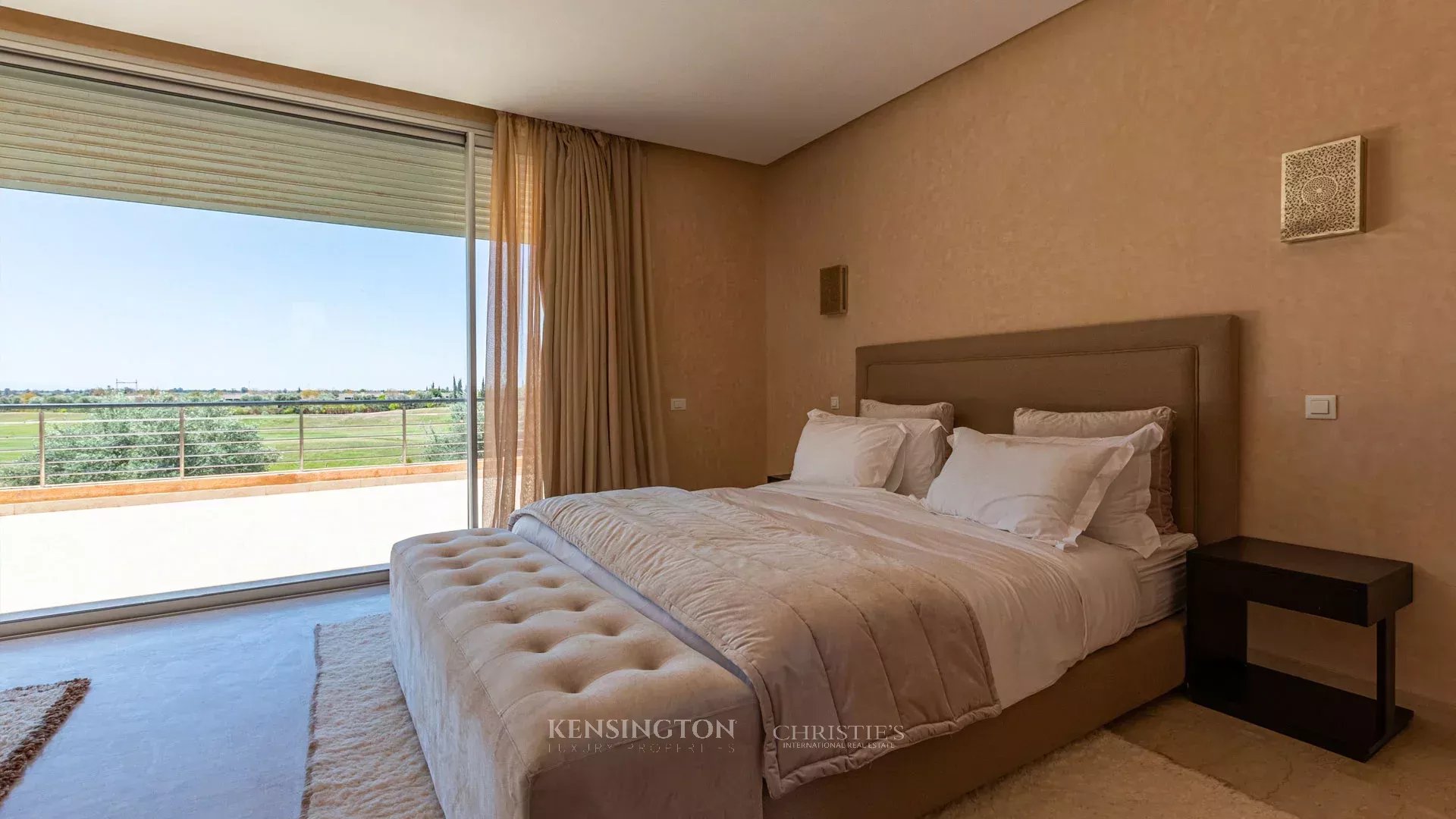 4 Bedroom Villa/Townhouse's Image 17