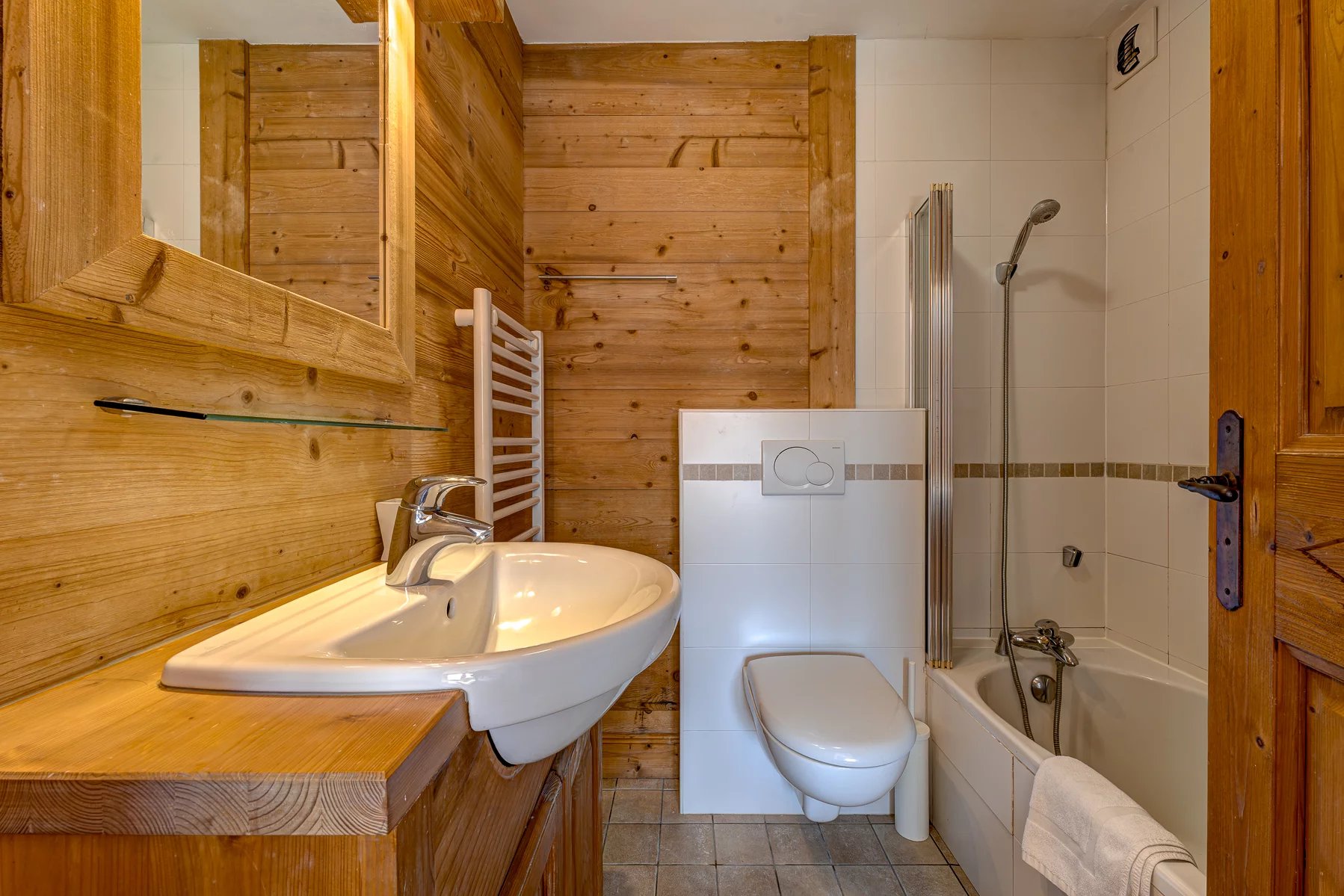 Photo of MORZINE - 4 bedroom chalet  in Morzine