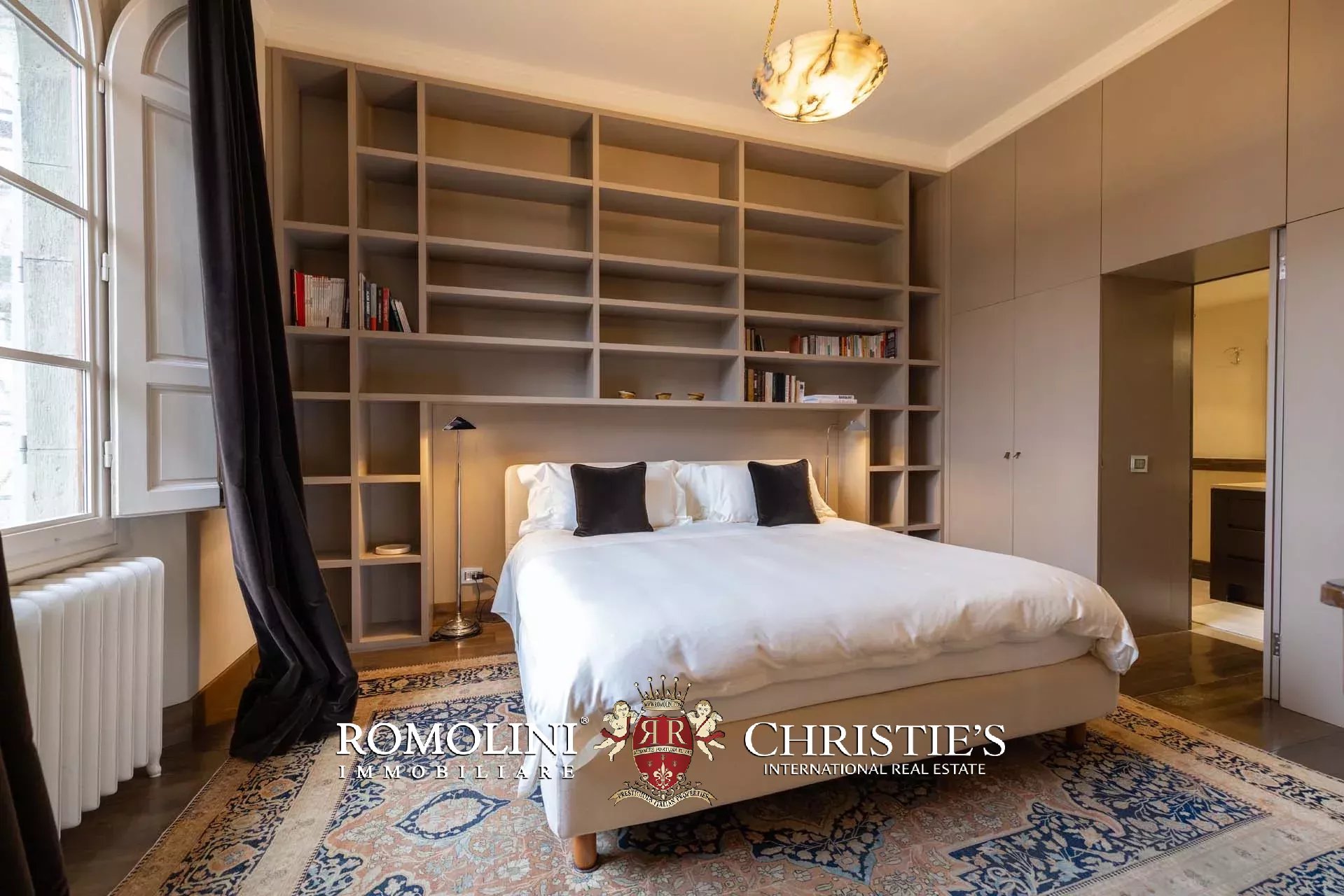 16 Bedroom Villa/Townhouse's Image 60