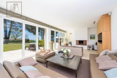 MENTON – EXCEPTIONAL VILLA IN A QUIET AND PRESTIGIOUS AREA — photo 7 of 7