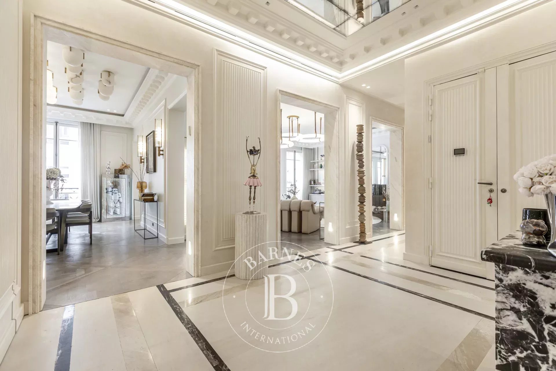 Daire Paris 8ème - picture 12