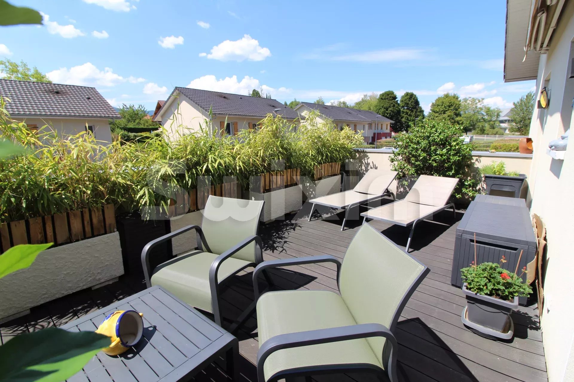 Agence immobilière de 