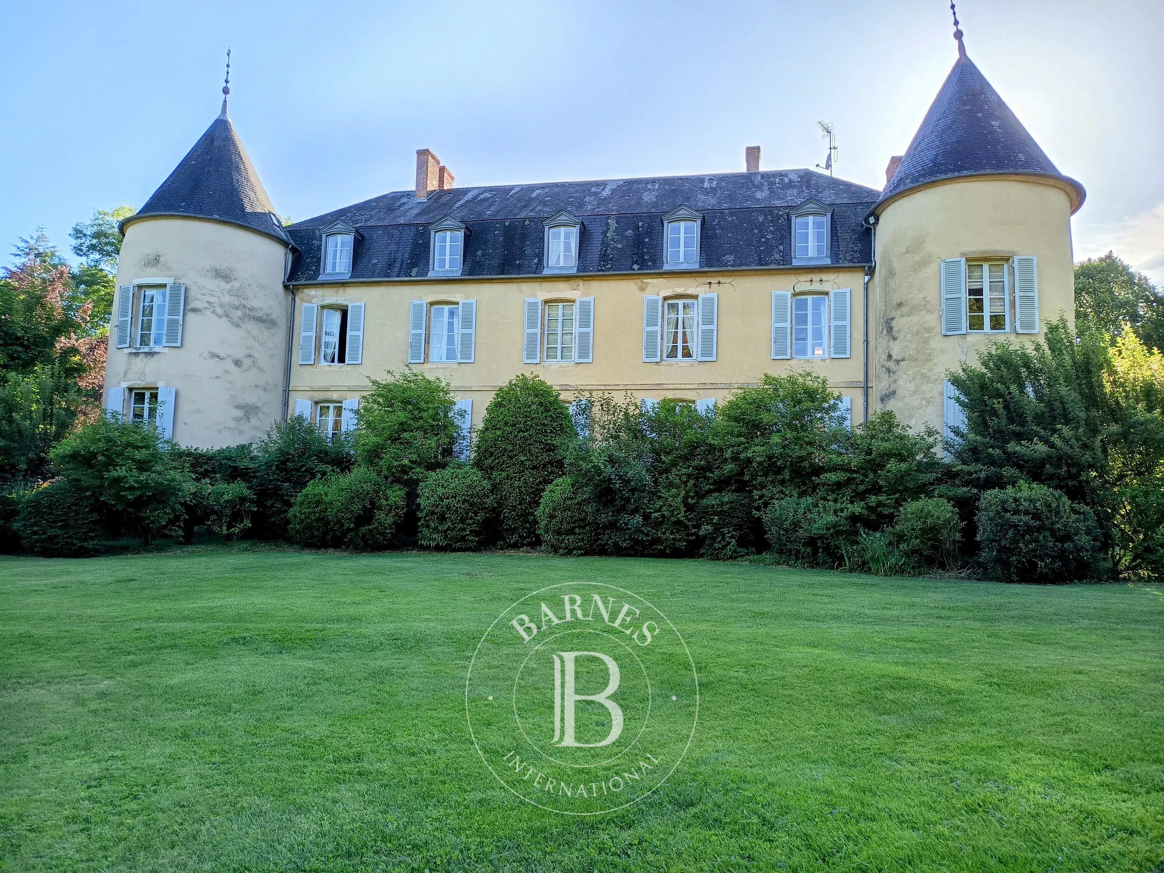 Château Bona  -  ref 87084105 (picture 2)