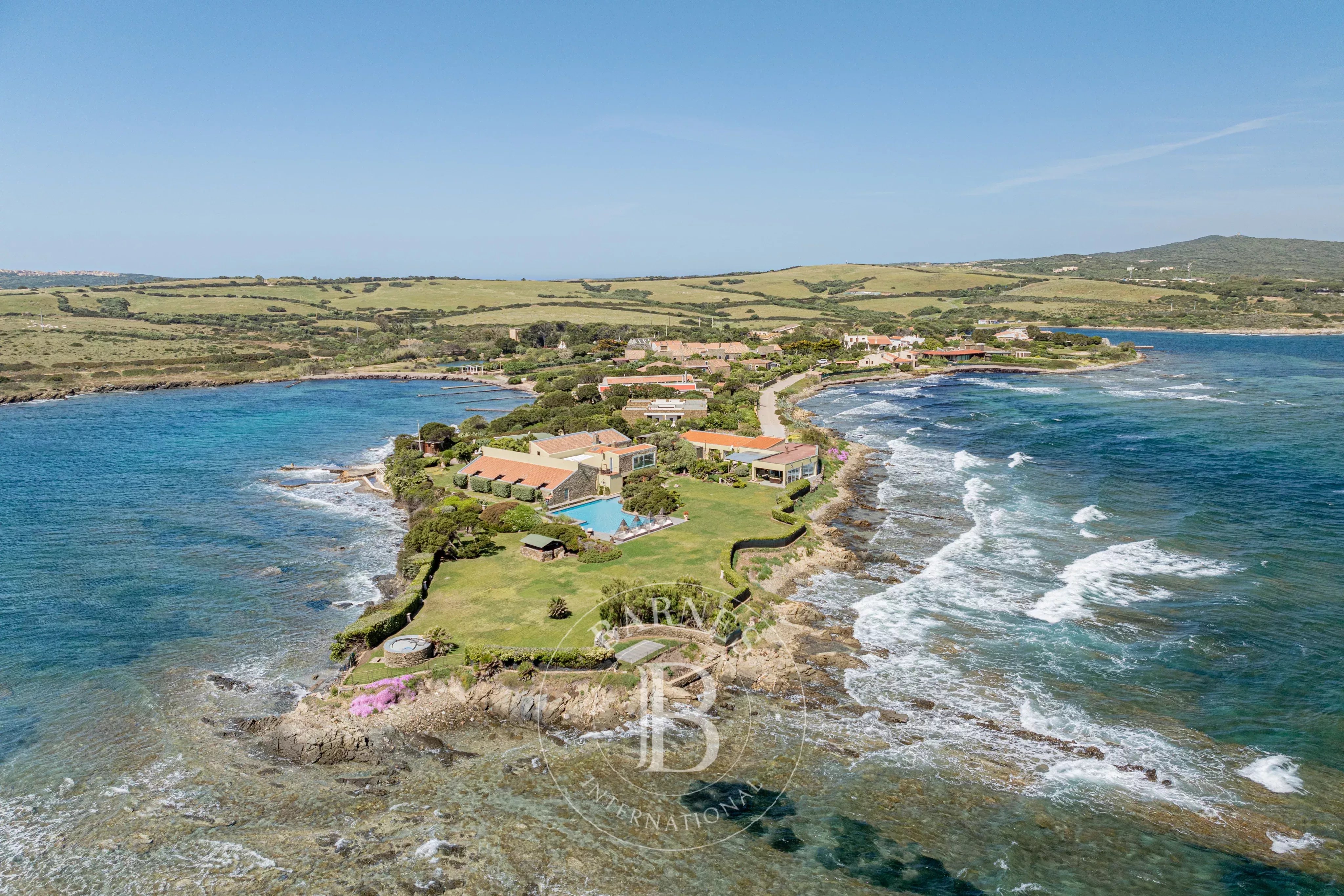 Villa Stintino  -  ref 85140469 (picture 1)