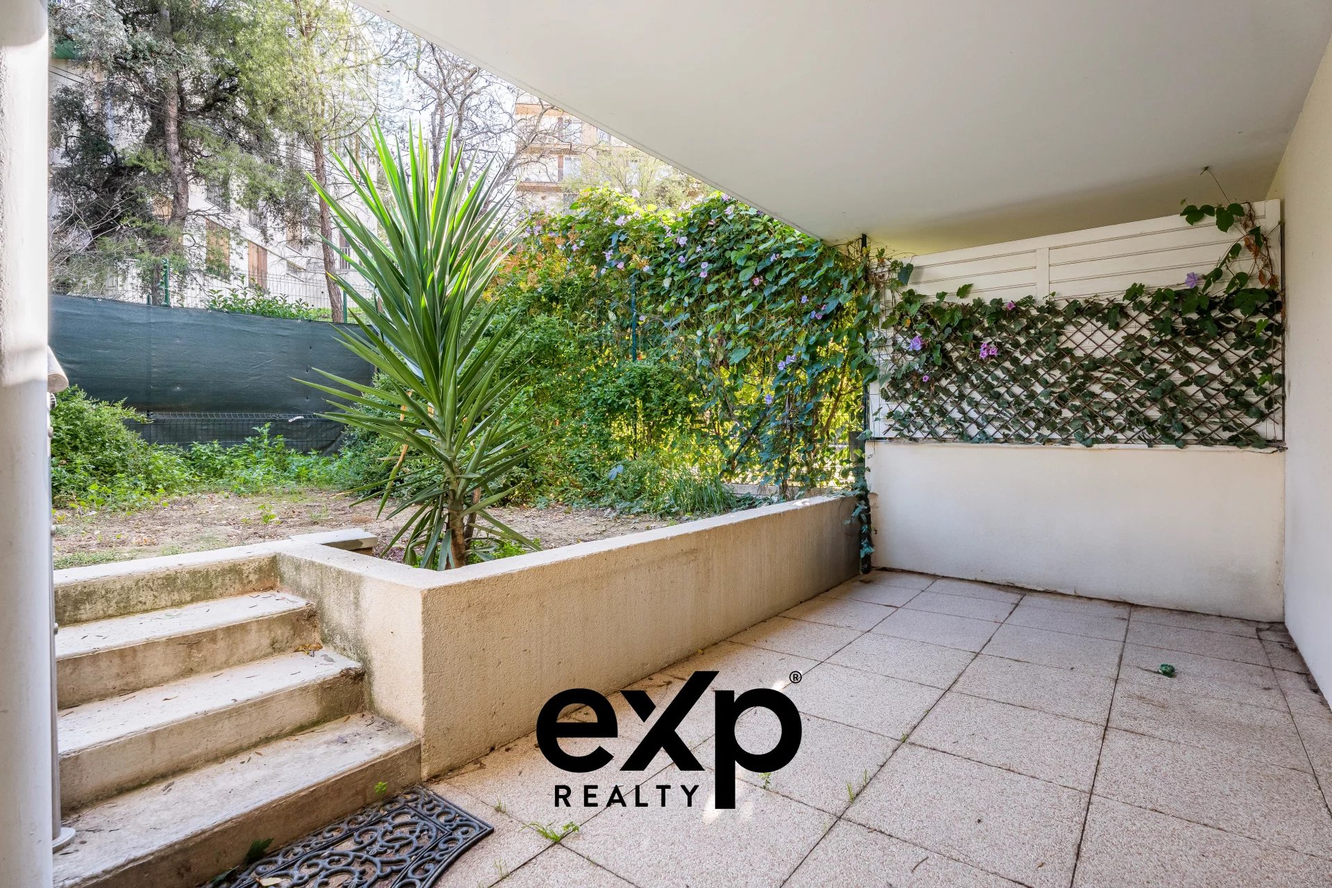 T2 avec terrasse et jardin de 60m2 + Garage